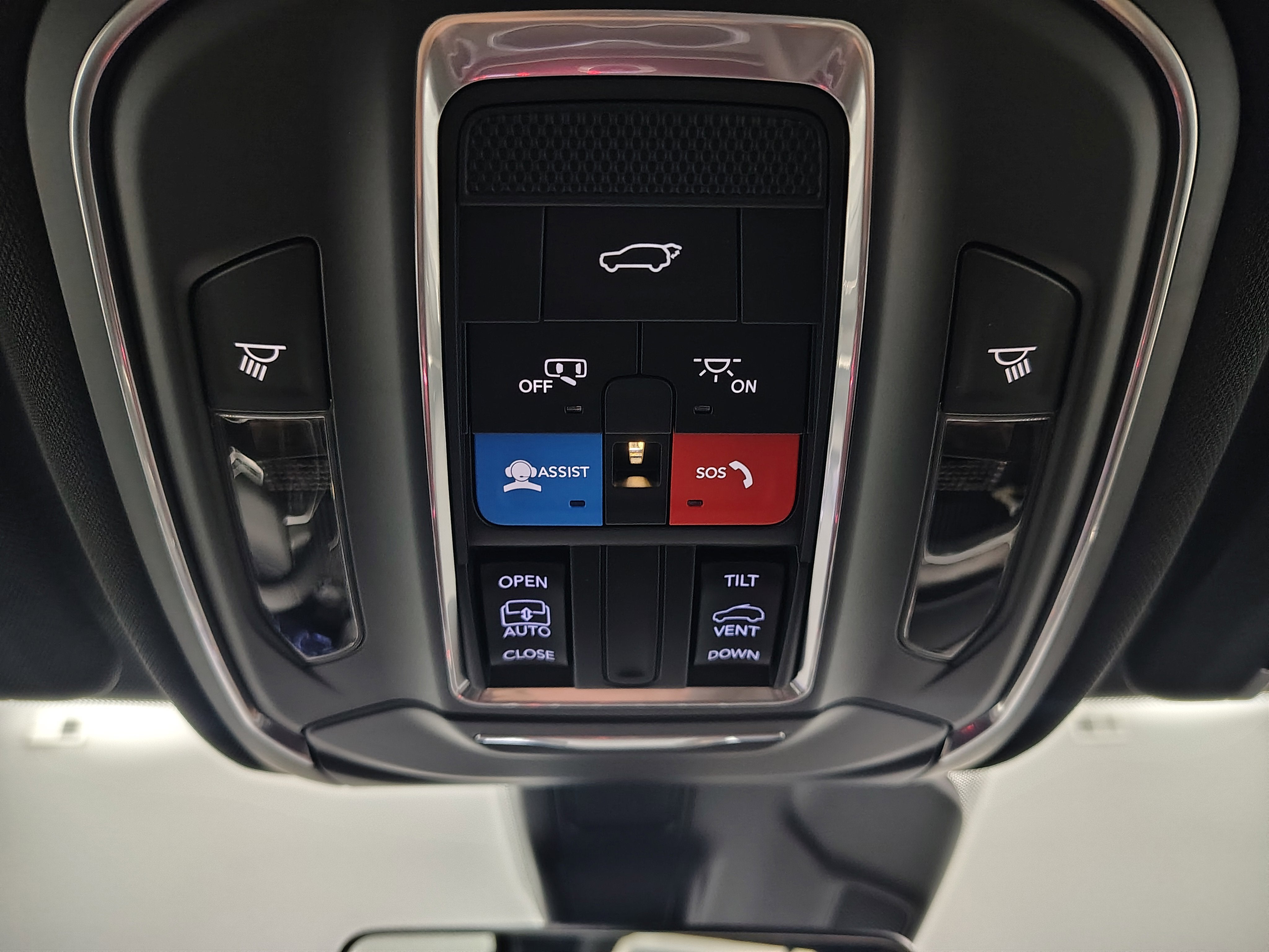2026 Jeep Grand Cherokee GRAND CHEROKEE L LAREDO ALTITUDE 4X4