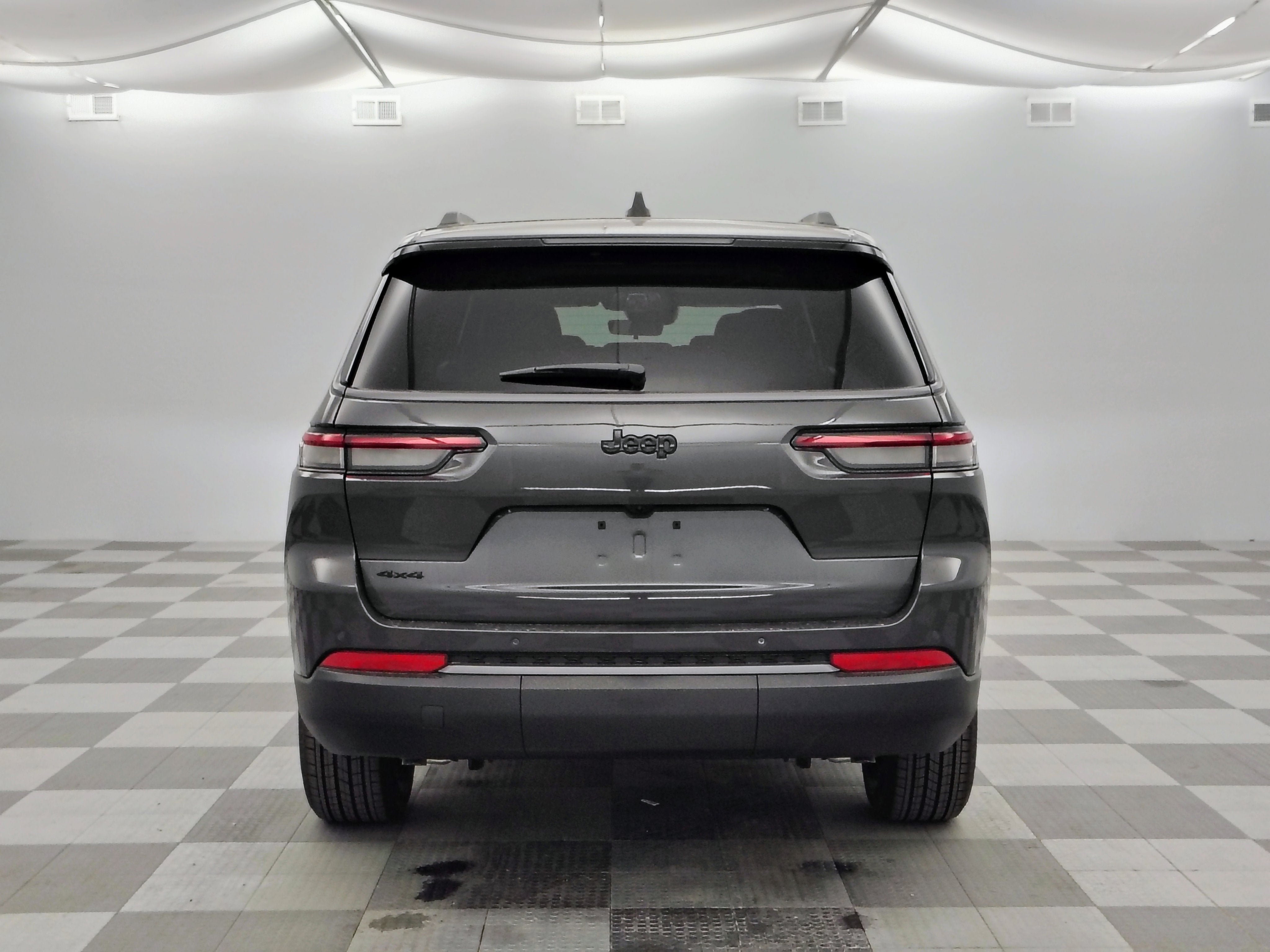 2026 Jeep Grand Cherokee GRAND CHEROKEE L LAREDO ALTITUDE 4X4