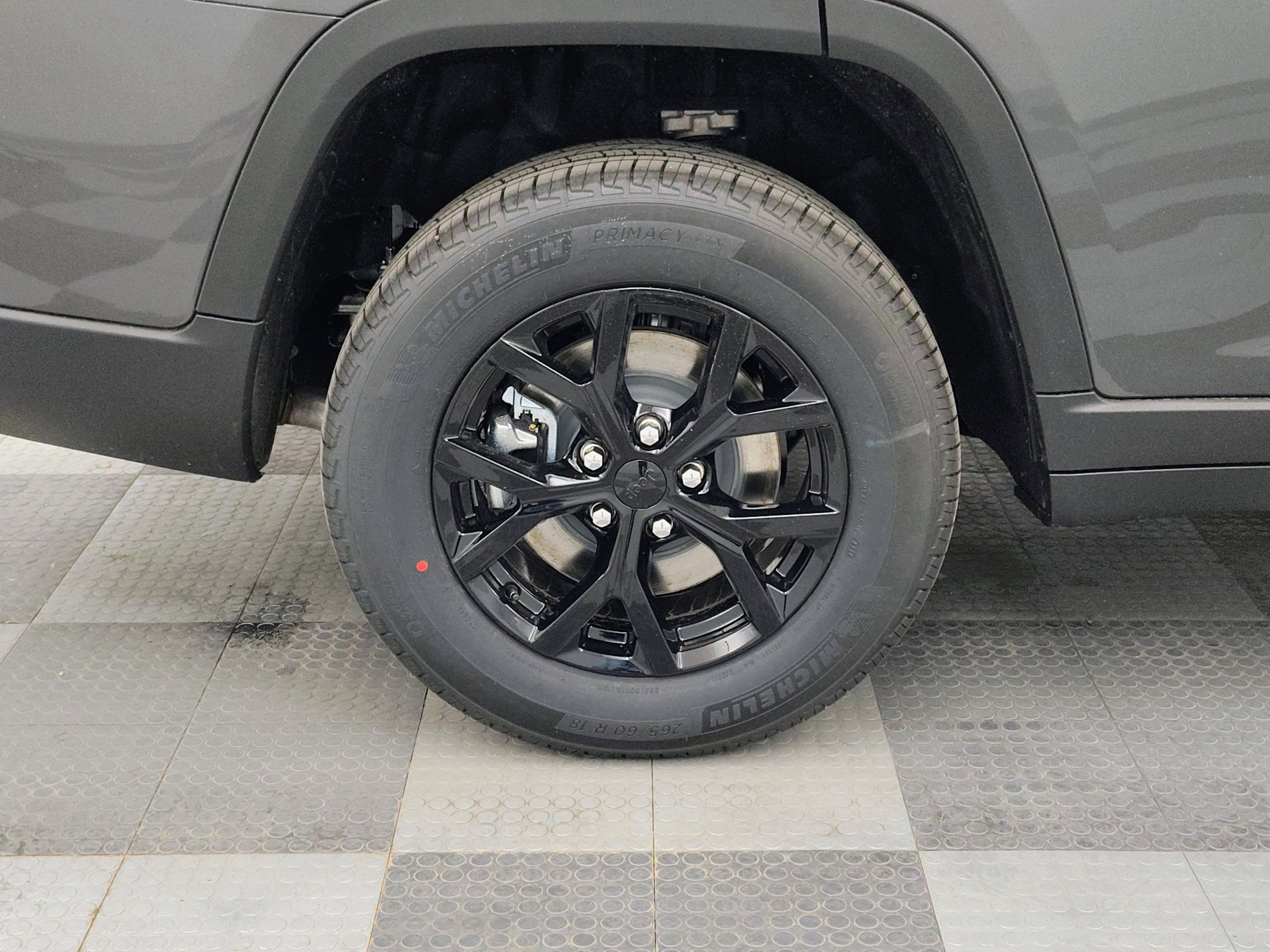 2026 Jeep Grand Cherokee GRAND CHEROKEE L LAREDO ALTITUDE 4X4