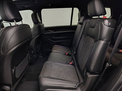 2026 Jeep Grand Cherokee GRAND CHEROKEE L LAREDO ALTITUDE 4X4