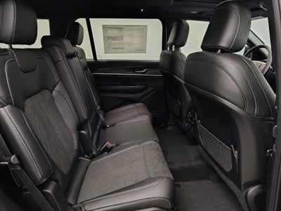2026 Jeep Grand Cherokee GRAND CHEROKEE L LAREDO ALTITUDE 4X4