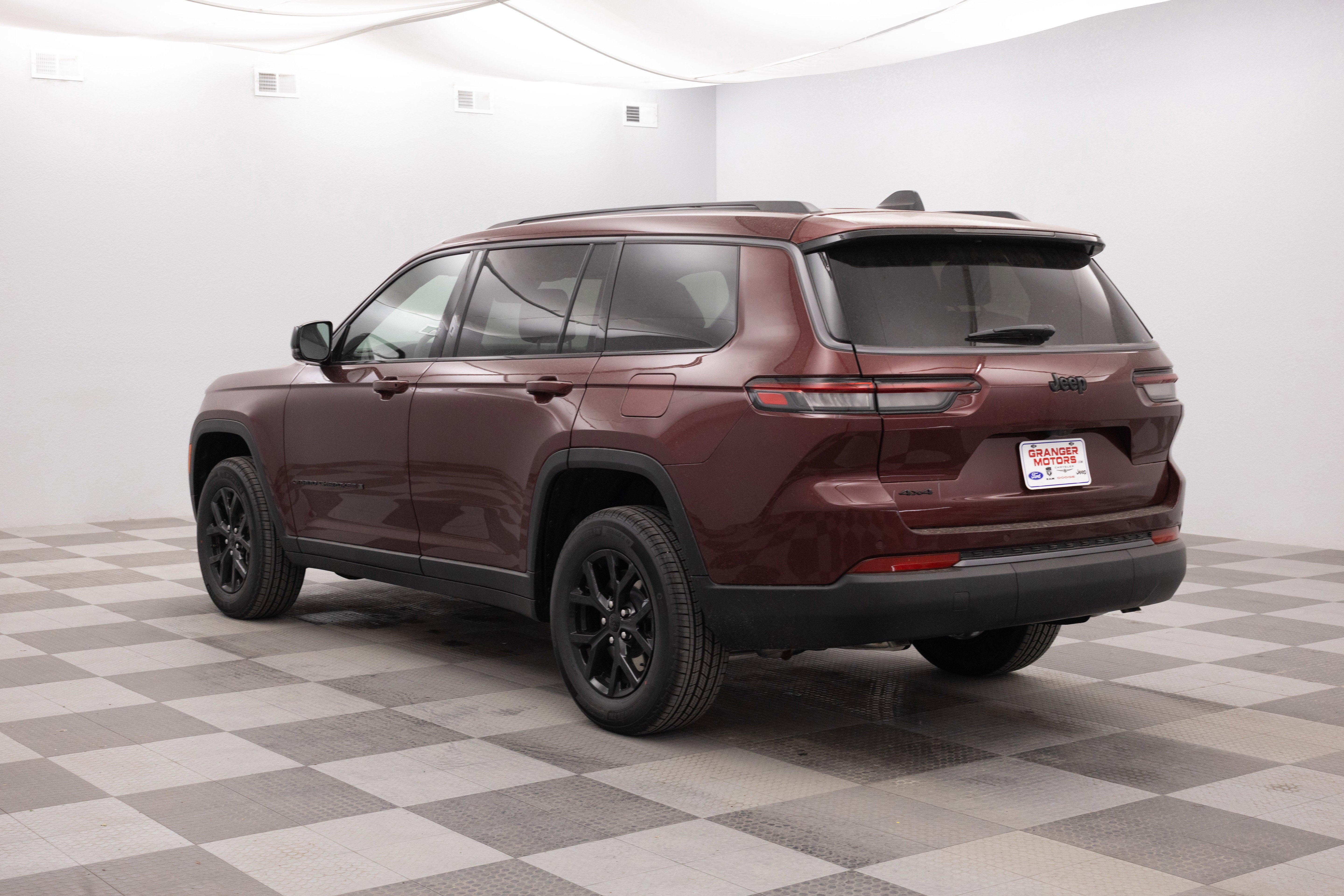 2026 Jeep Grand Cherokee GRAND CHEROKEE L LAREDO ALTITUDE 4X4