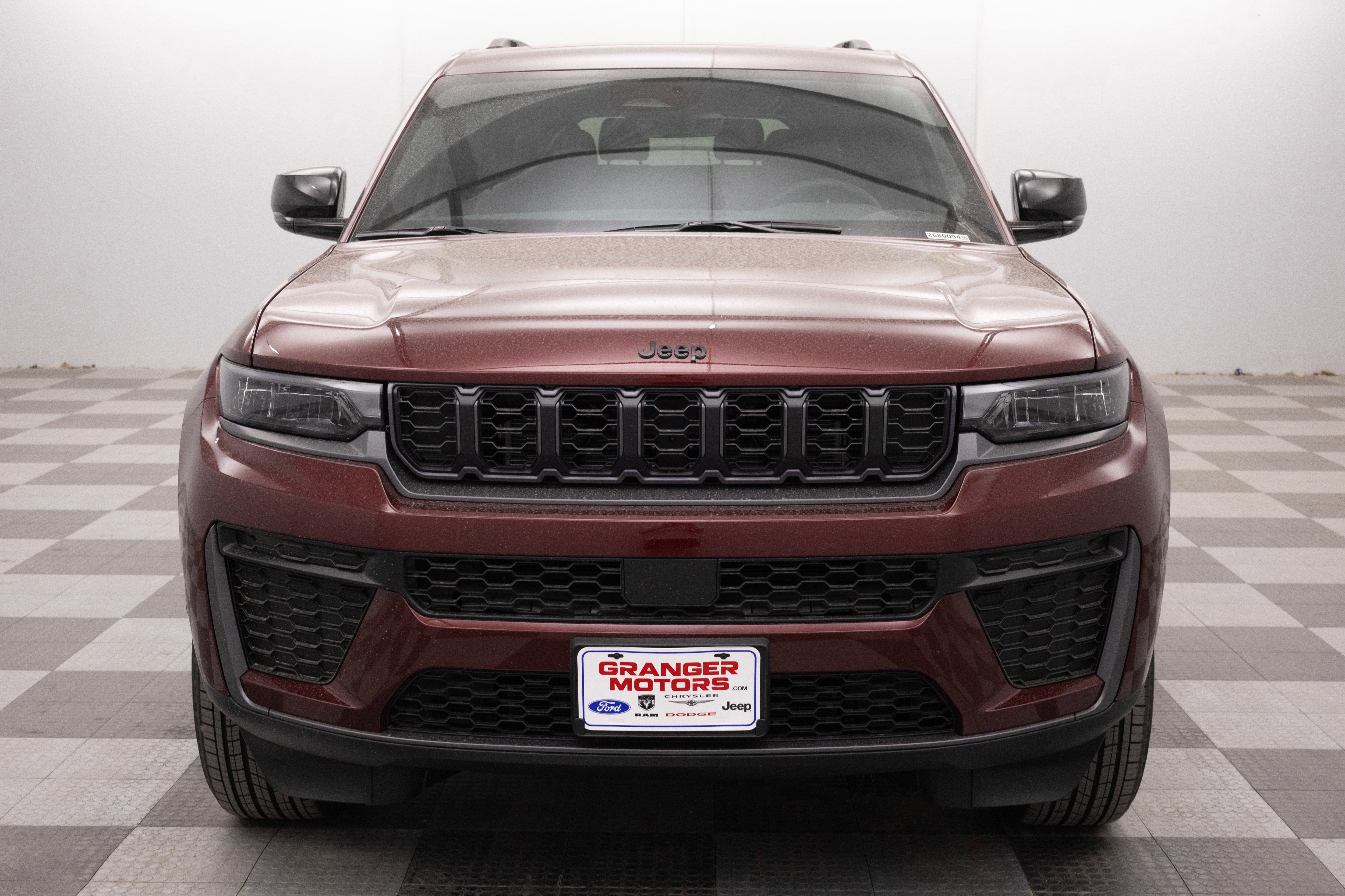 2026 Jeep Grand Cherokee GRAND CHEROKEE L LAREDO ALTITUDE 4X4