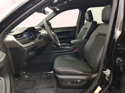 2026 Jeep Grand Cherokee GRAND CHEROKEE L LAREDO ALTITUDE 4X4