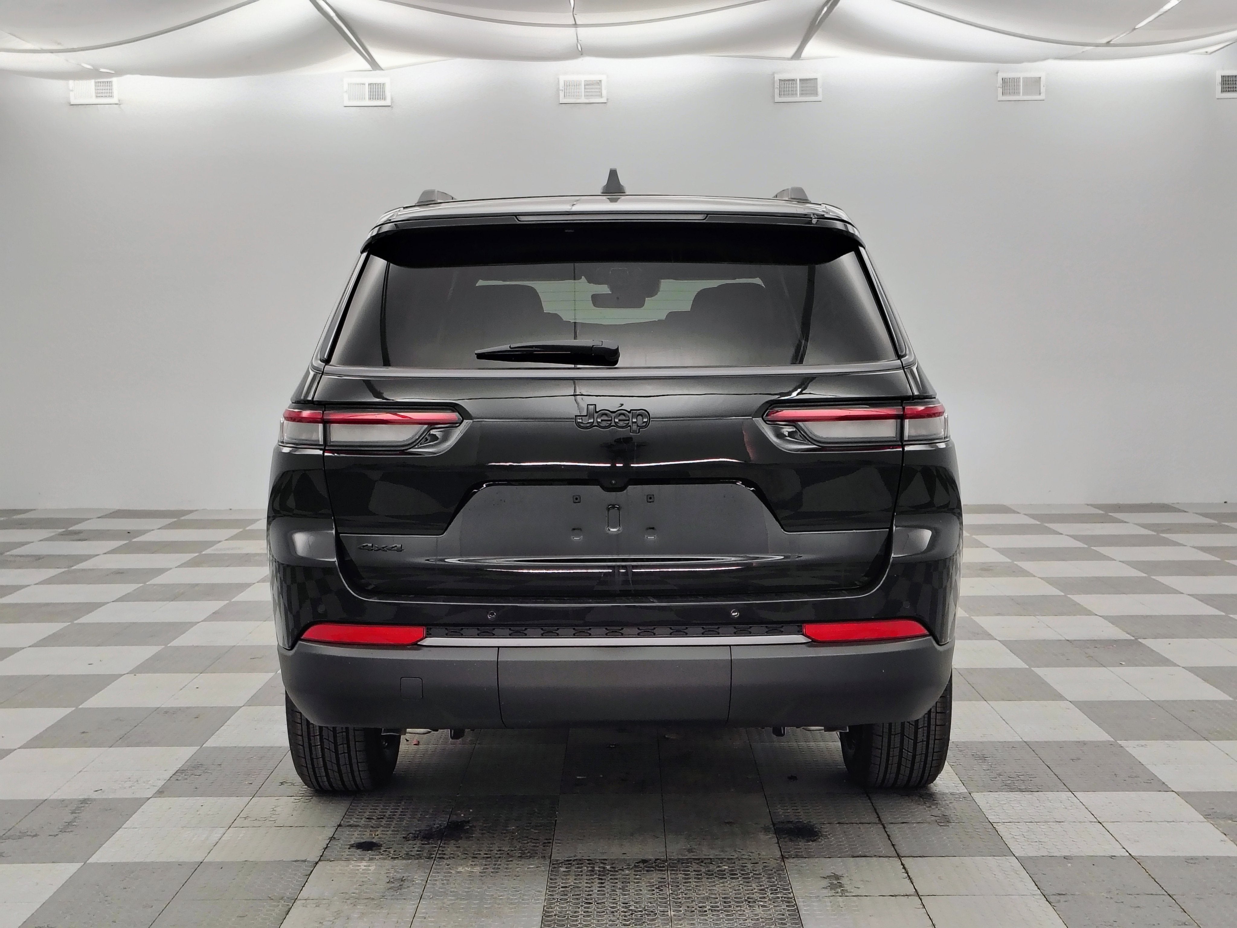 2026 Jeep Grand Cherokee GRAND CHEROKEE L LAREDO ALTITUDE 4X4