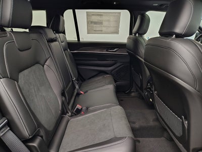 2026 Jeep Grand Cherokee GRAND CHEROKEE L LAREDO ALTITUDE 4X4