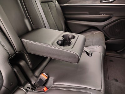 2026 Jeep Grand Cherokee GRAND CHEROKEE L LAREDO ALTITUDE 4X4