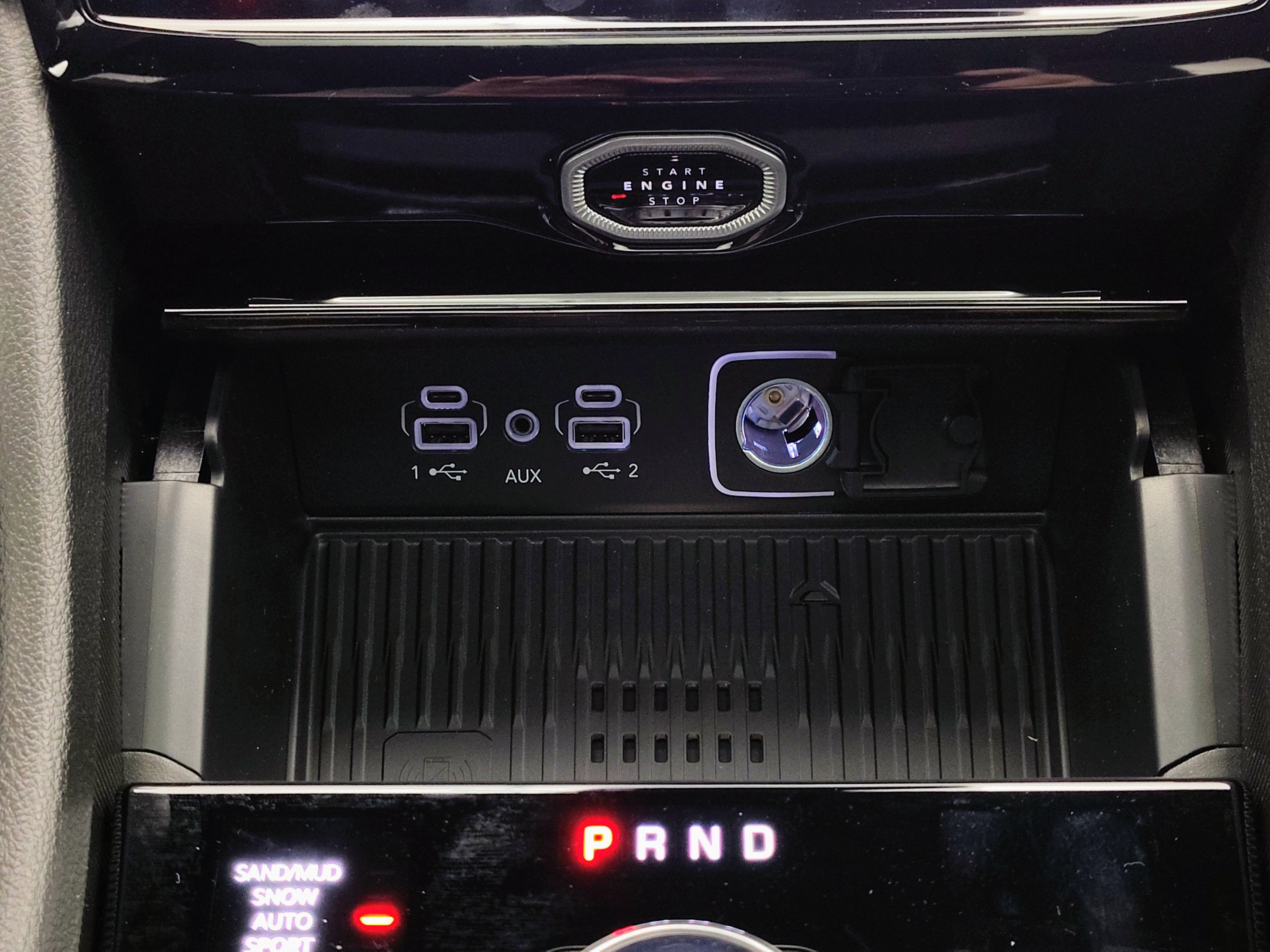 2026 Jeep Grand Cherokee GRAND CHEROKEE L LAREDO ALTITUDE 4X4