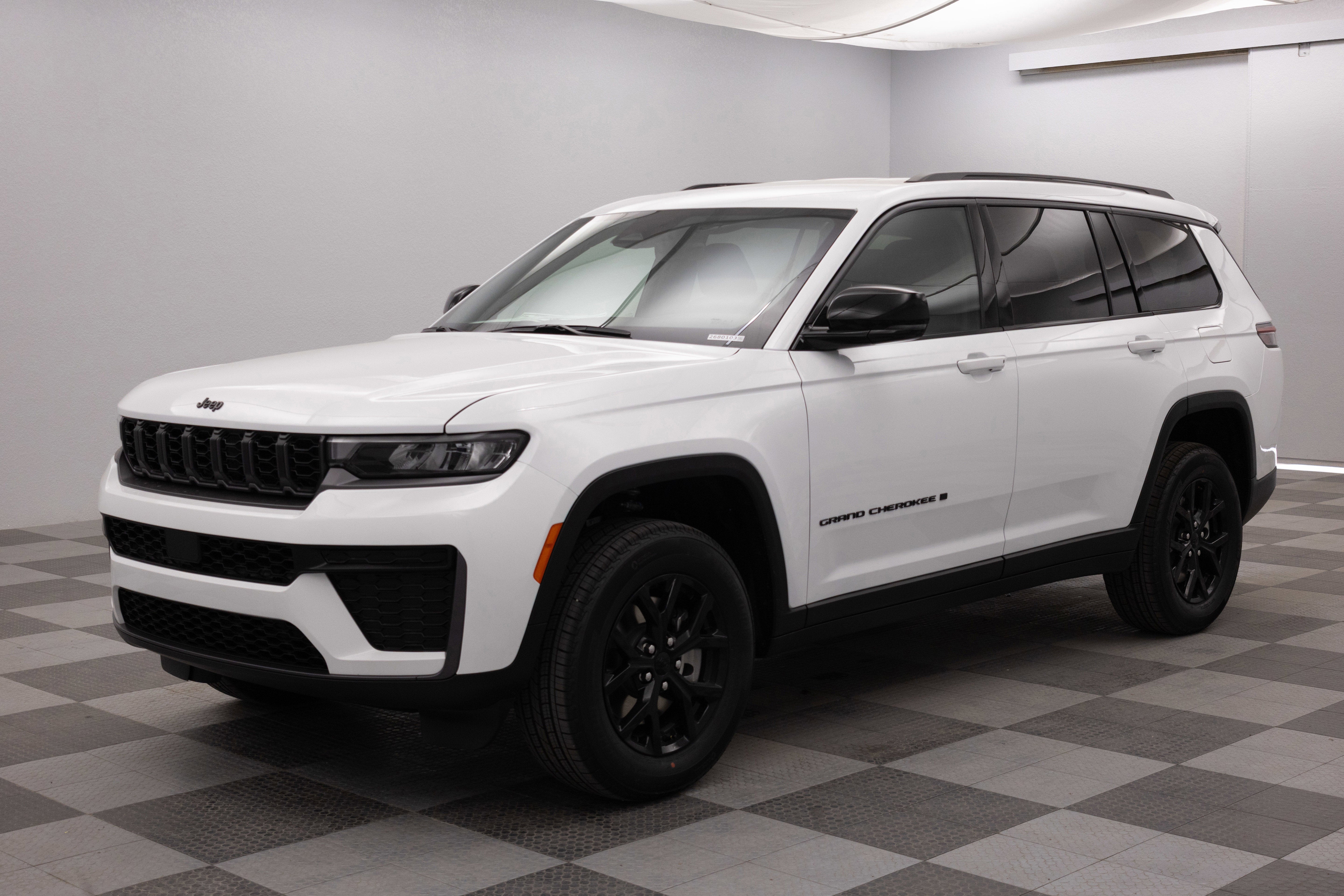 2026 Jeep Grand Cherokee GRAND CHEROKEE L LAREDO ALTITUDE 4X4