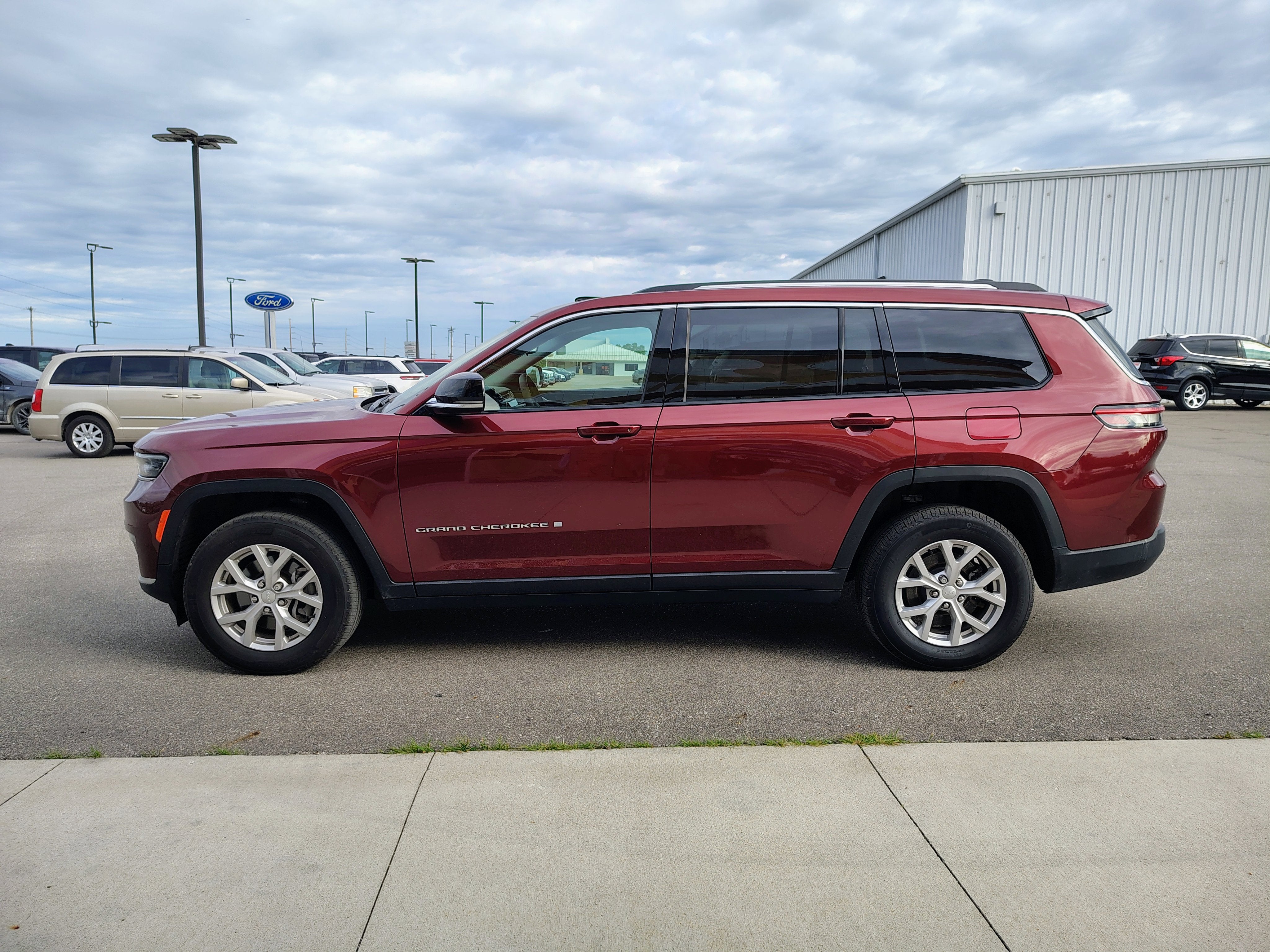 2023 Jeep Grand Cherokee L Limited 4x4
