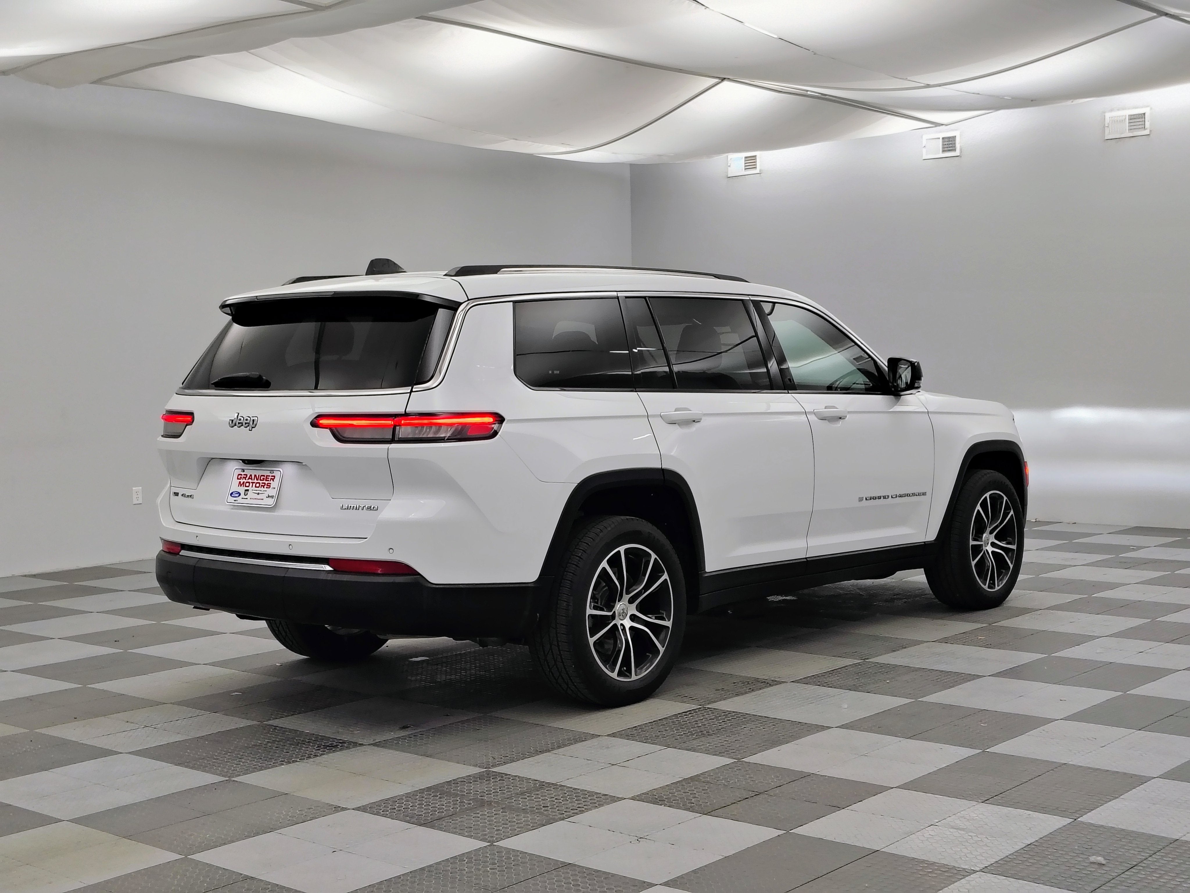 2022 Jeep Grand Cherokee L Limited 4x4