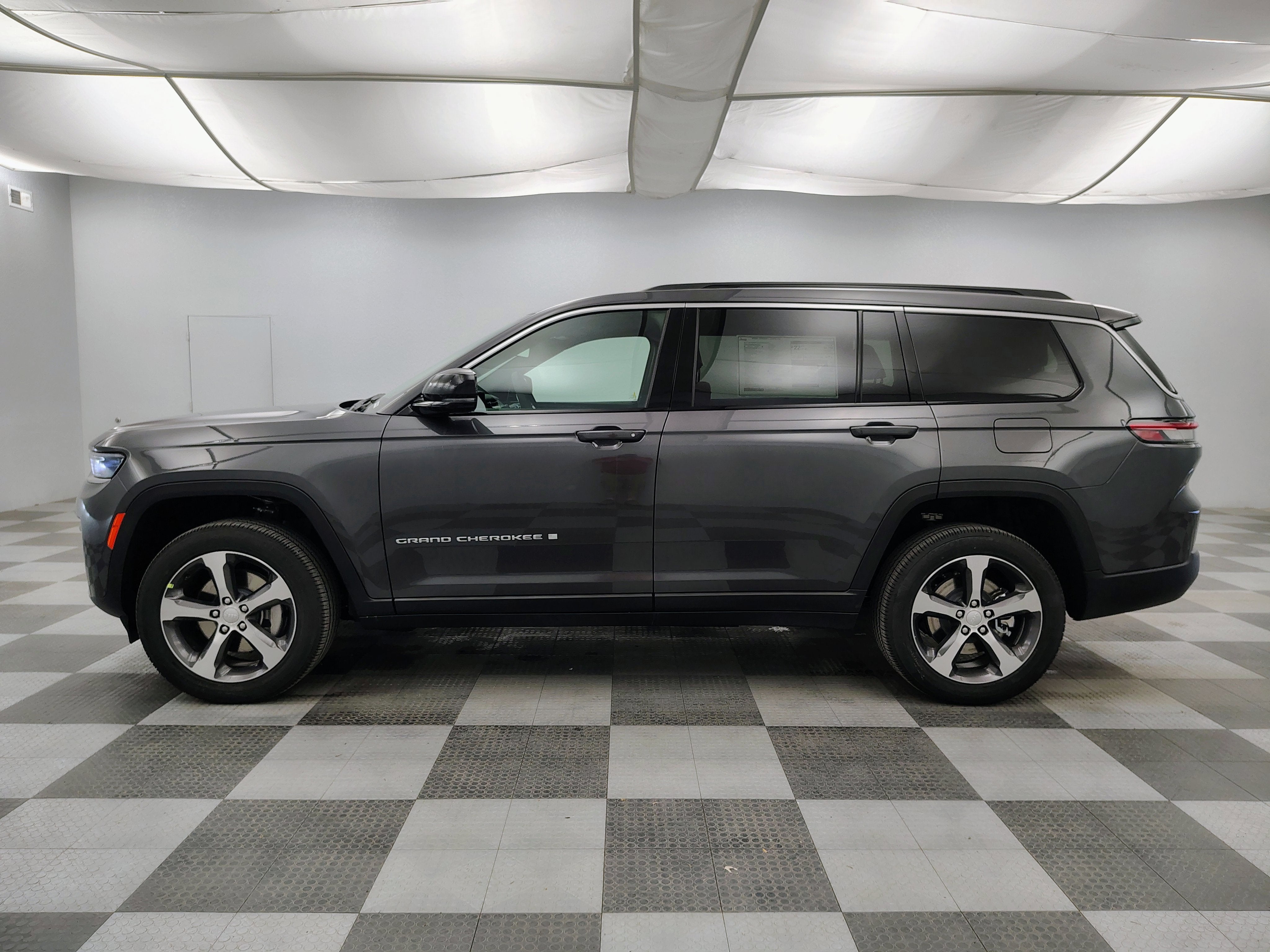2026 Jeep Grand Cherokee GRAND CHEROKEE L LIMITED 4X4