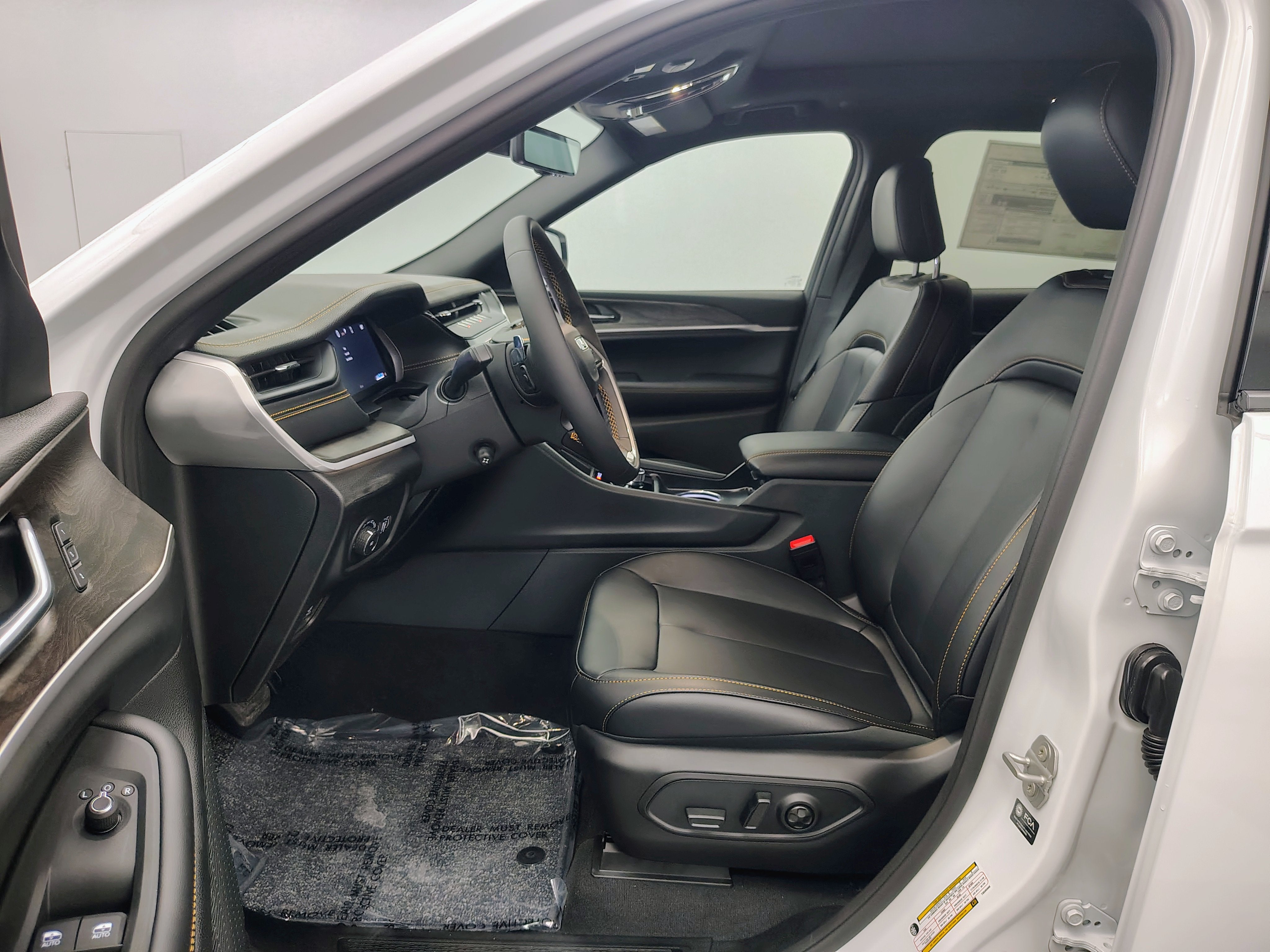 2026 Jeep Grand Cherokee L 85th Anniversary Edition