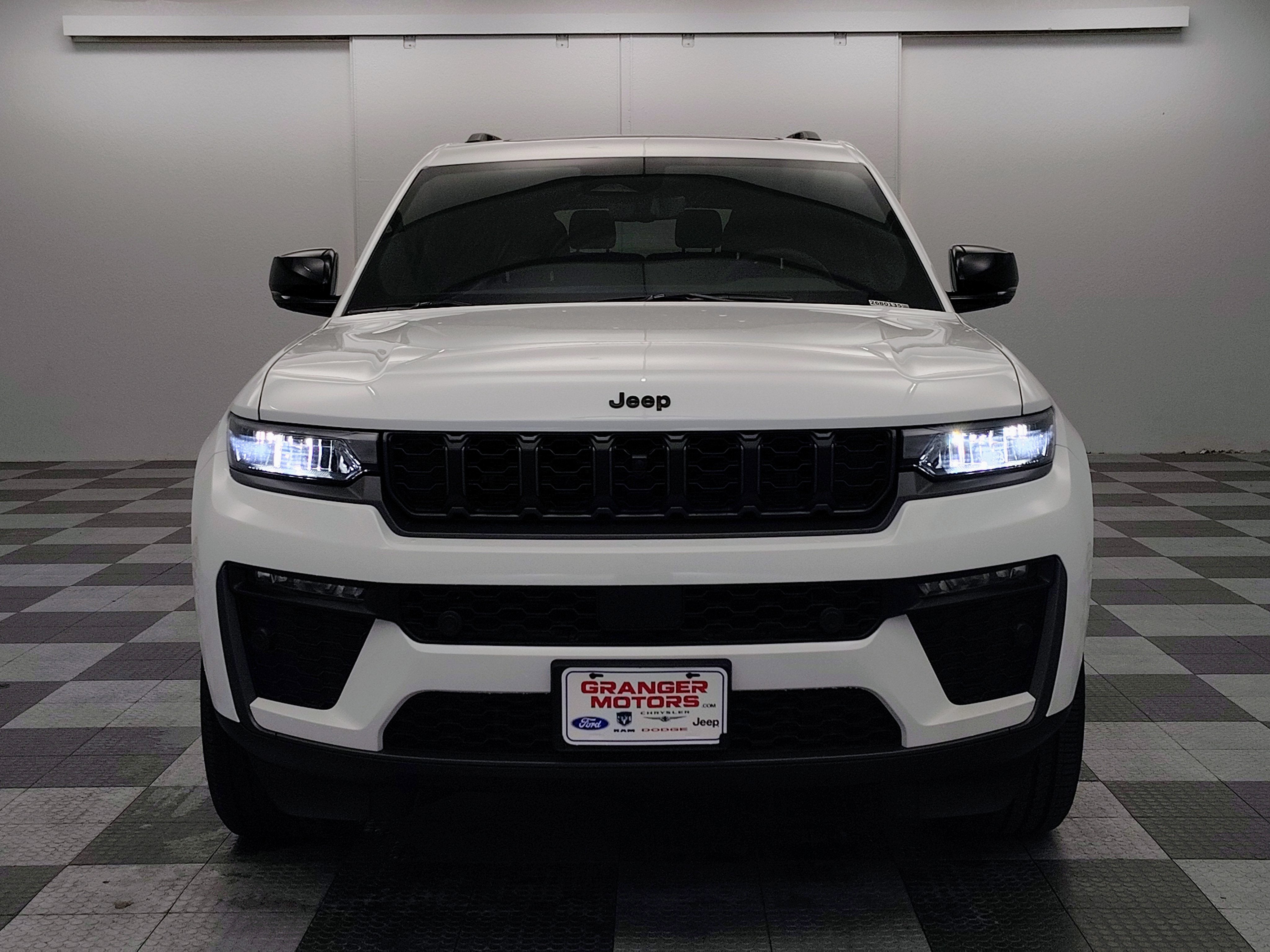 2026 Jeep Grand Cherokee L 85th Anniversary Edition
