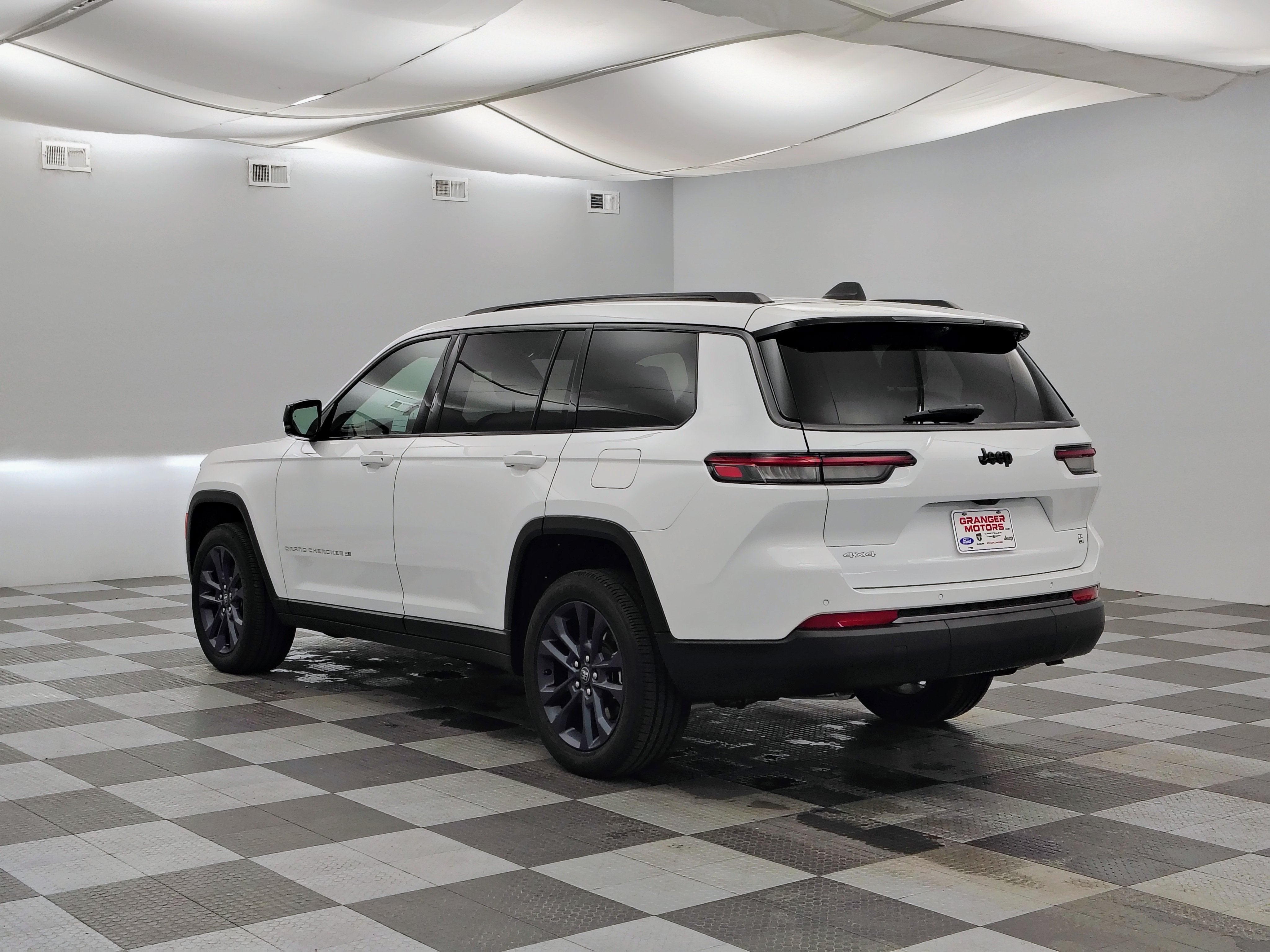 2026 Jeep Grand Cherokee L 85th Anniversary Edition