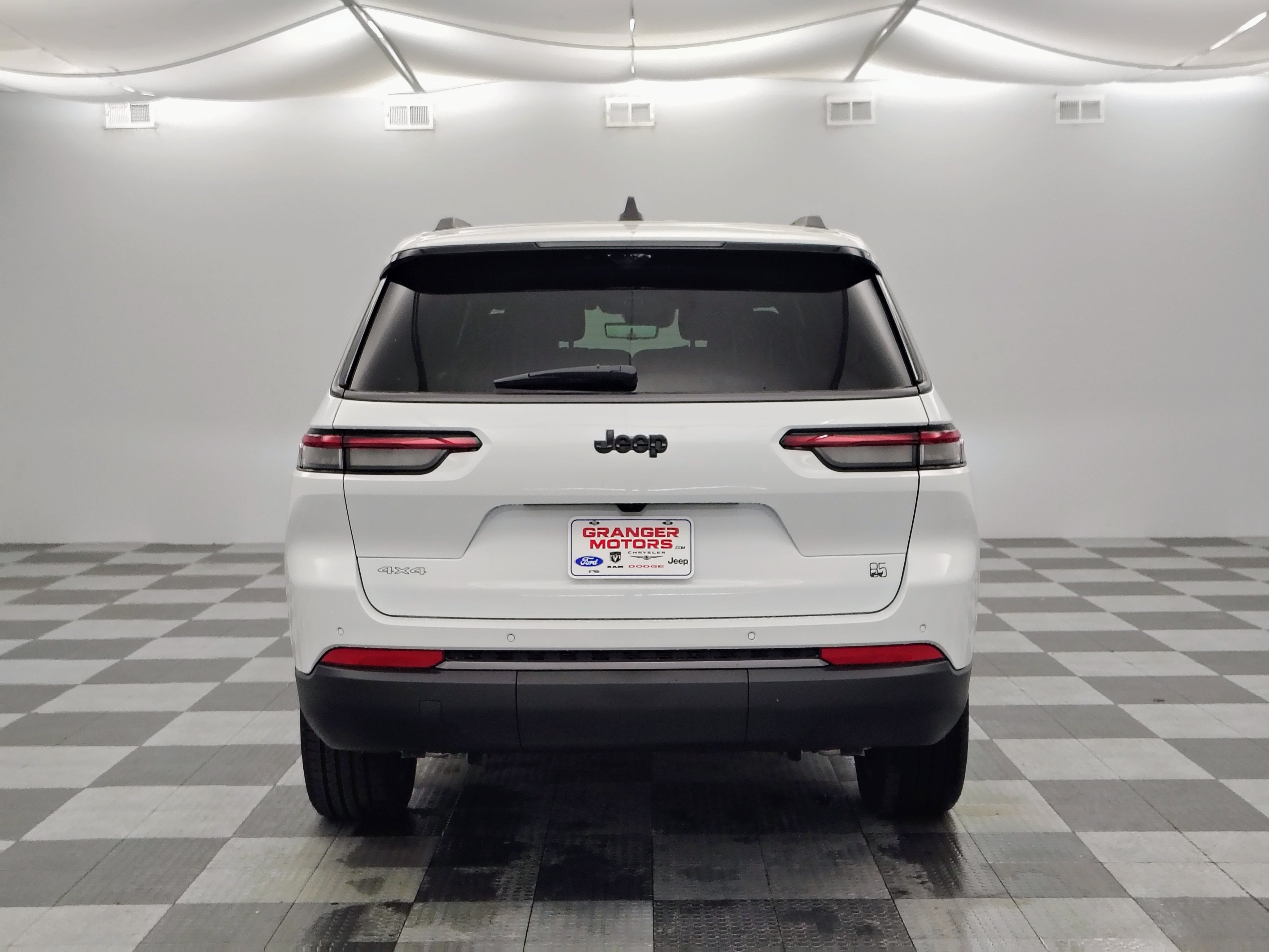 2026 Jeep Grand Cherokee L 85th Anniversary Edition