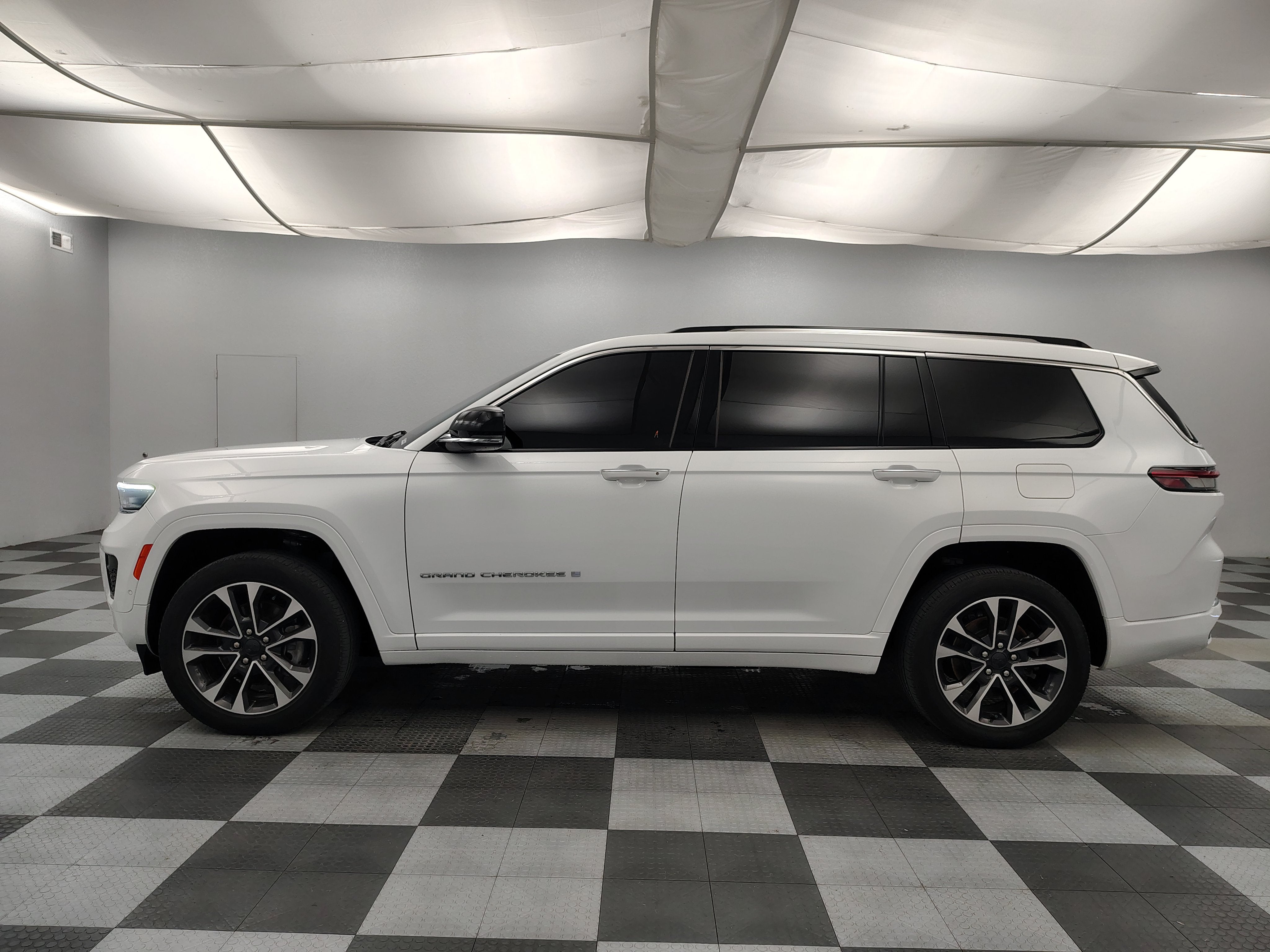 2022 Jeep Grand Cherokee L Overland