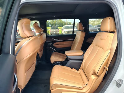 2023 Jeep Grand Cherokee L Summit