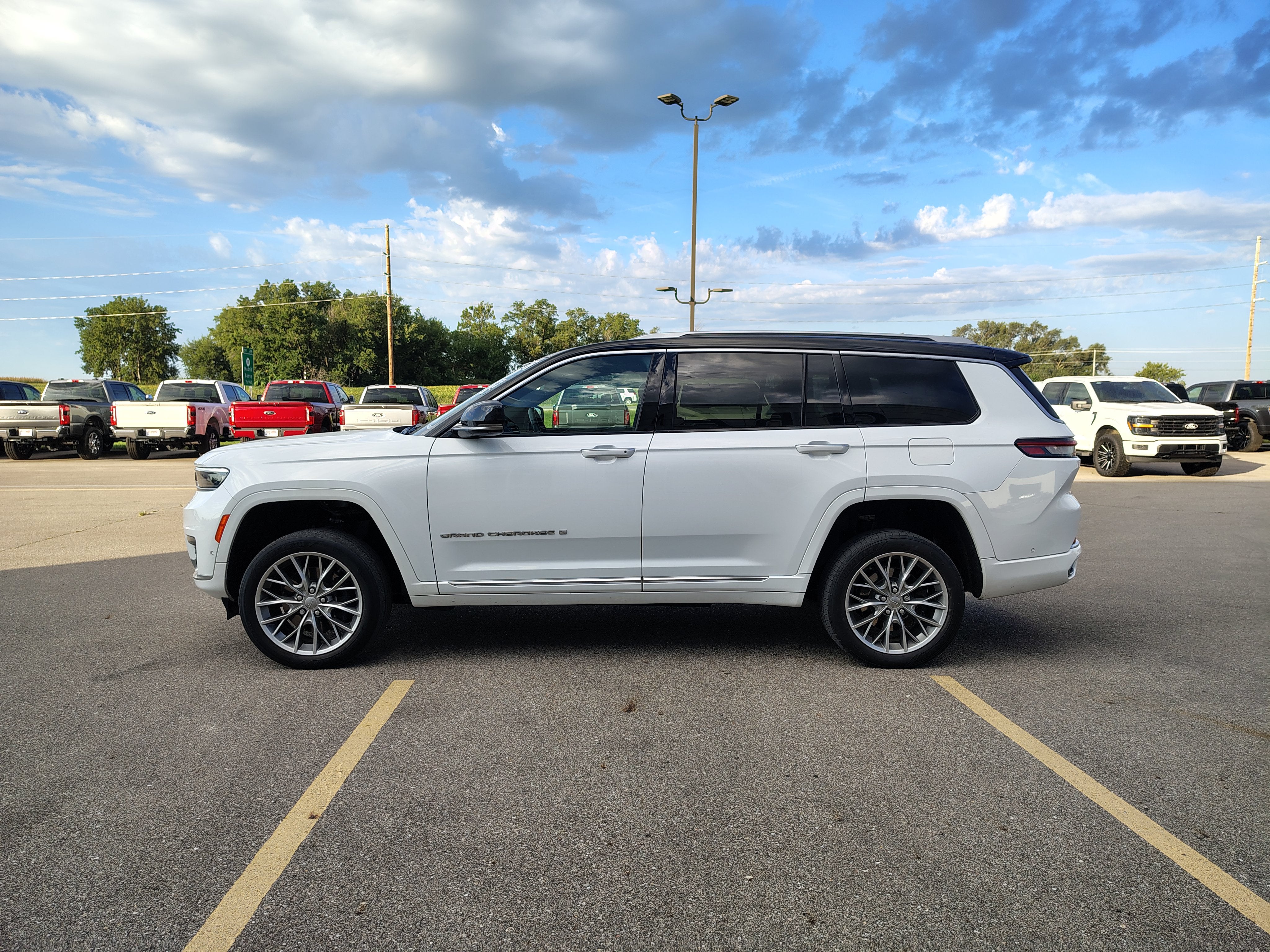 2023 Jeep Grand Cherokee L Summit