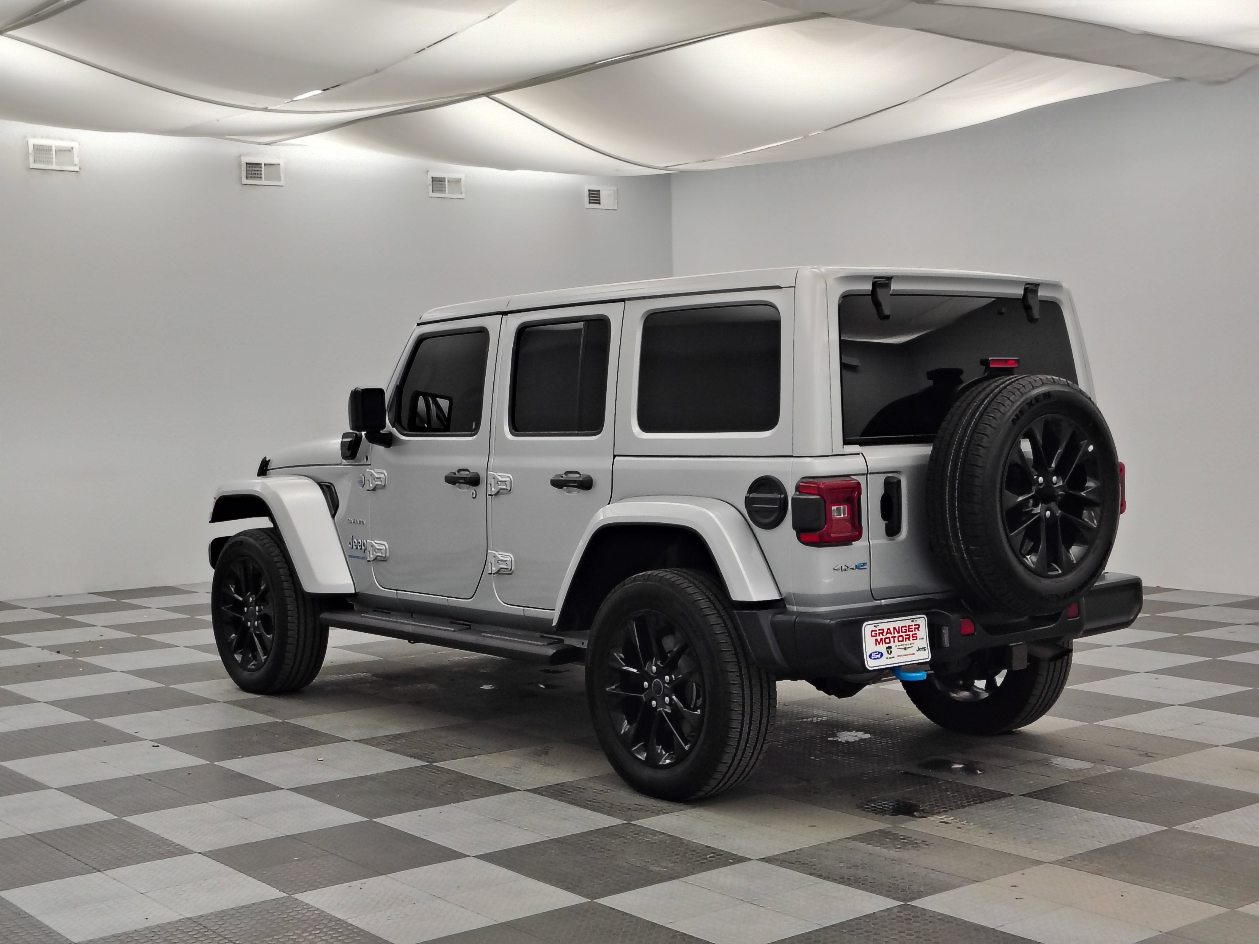 2024 Jeep Wrangler 4xe Sahara