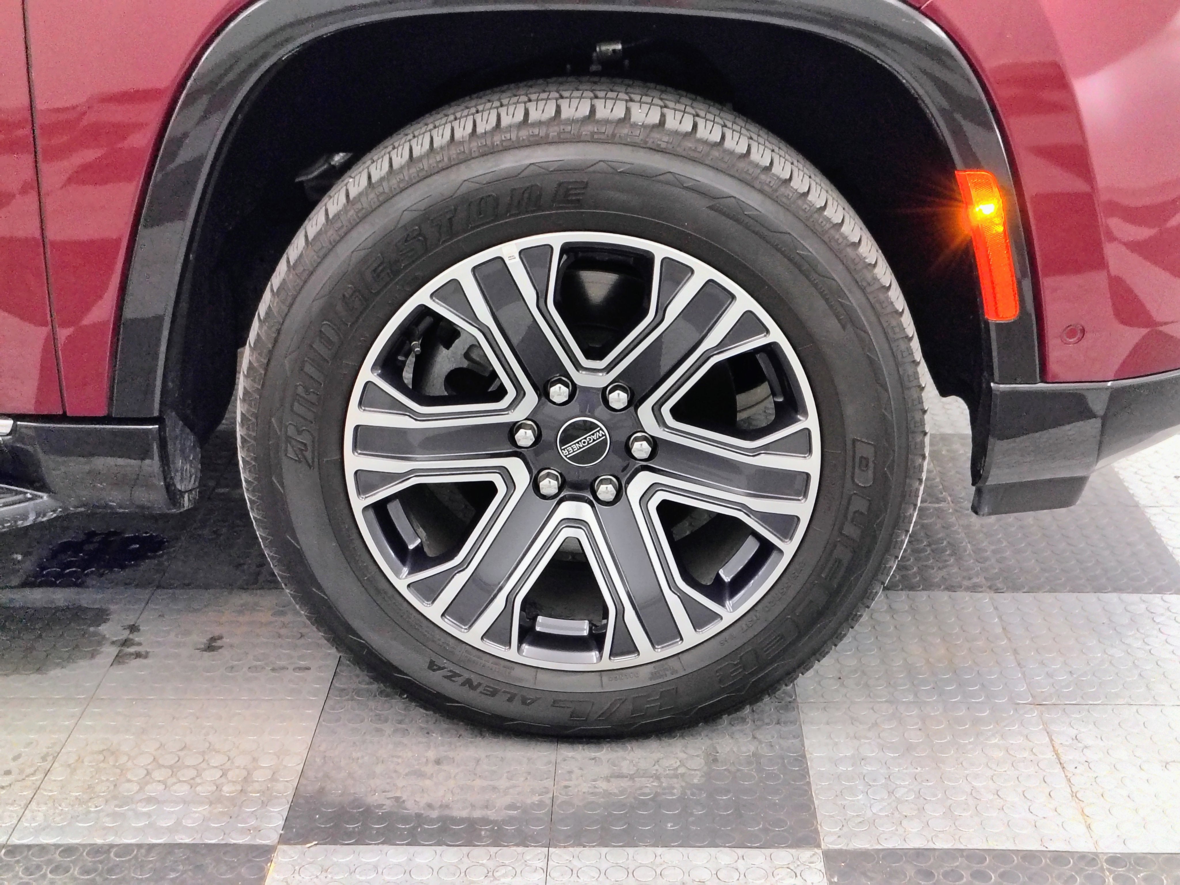 2025 Jeep Wagoneer L Series II 4x4