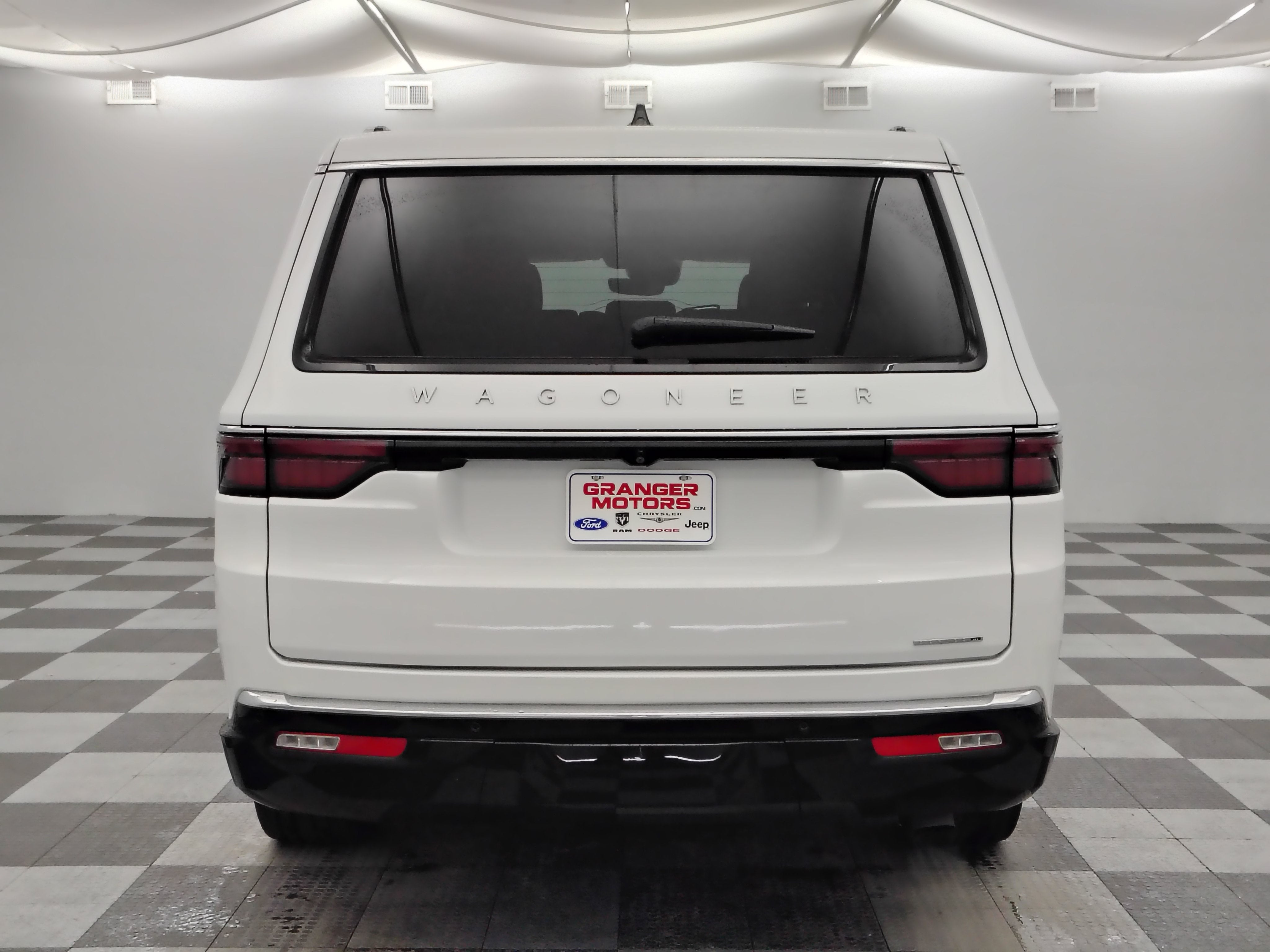 2024 Jeep Wagoneer L Series III