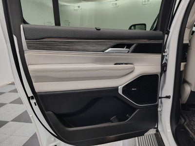 2024 Jeep Wagoneer L Series III