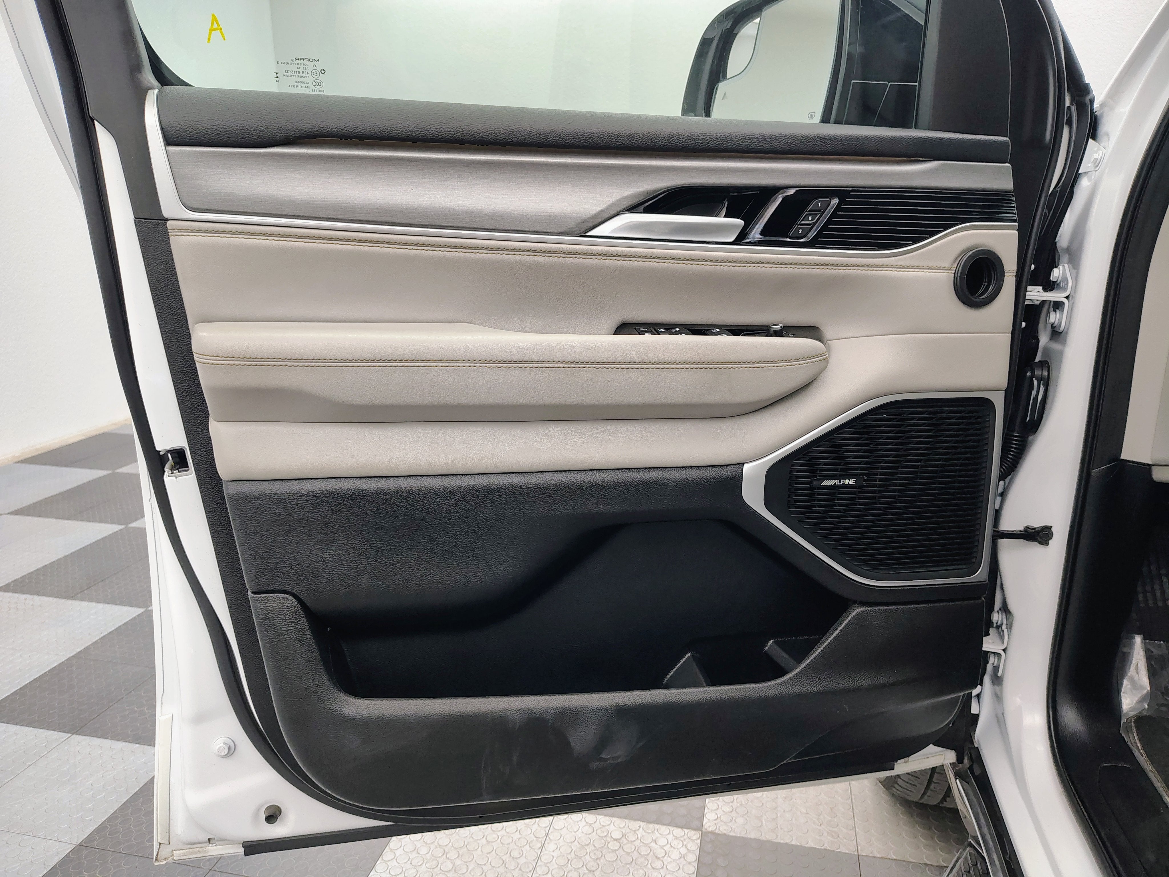 2025 Jeep Wagoneer L Series III 4x4