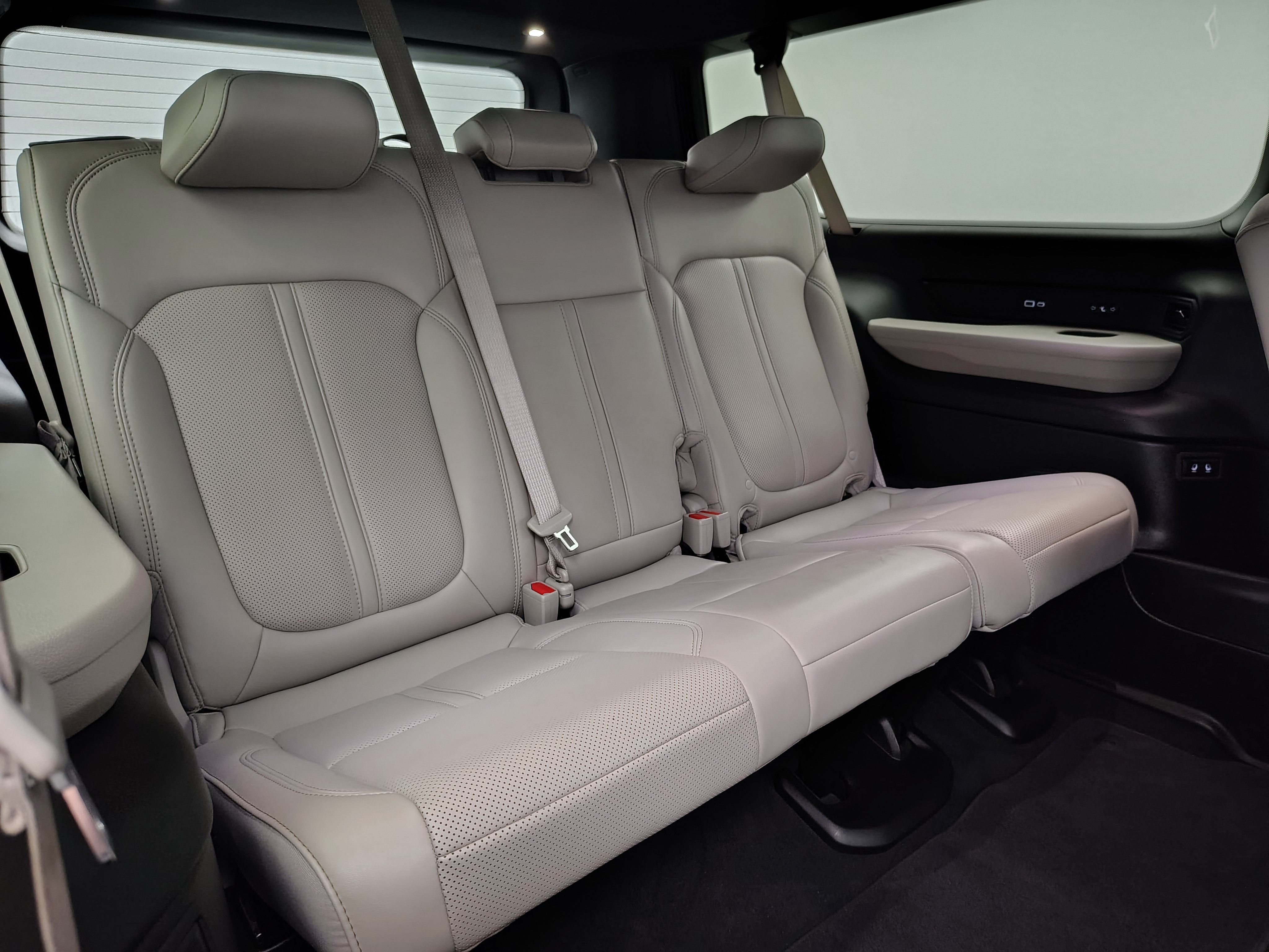 2025 Jeep Wagoneer L Series III 4x4