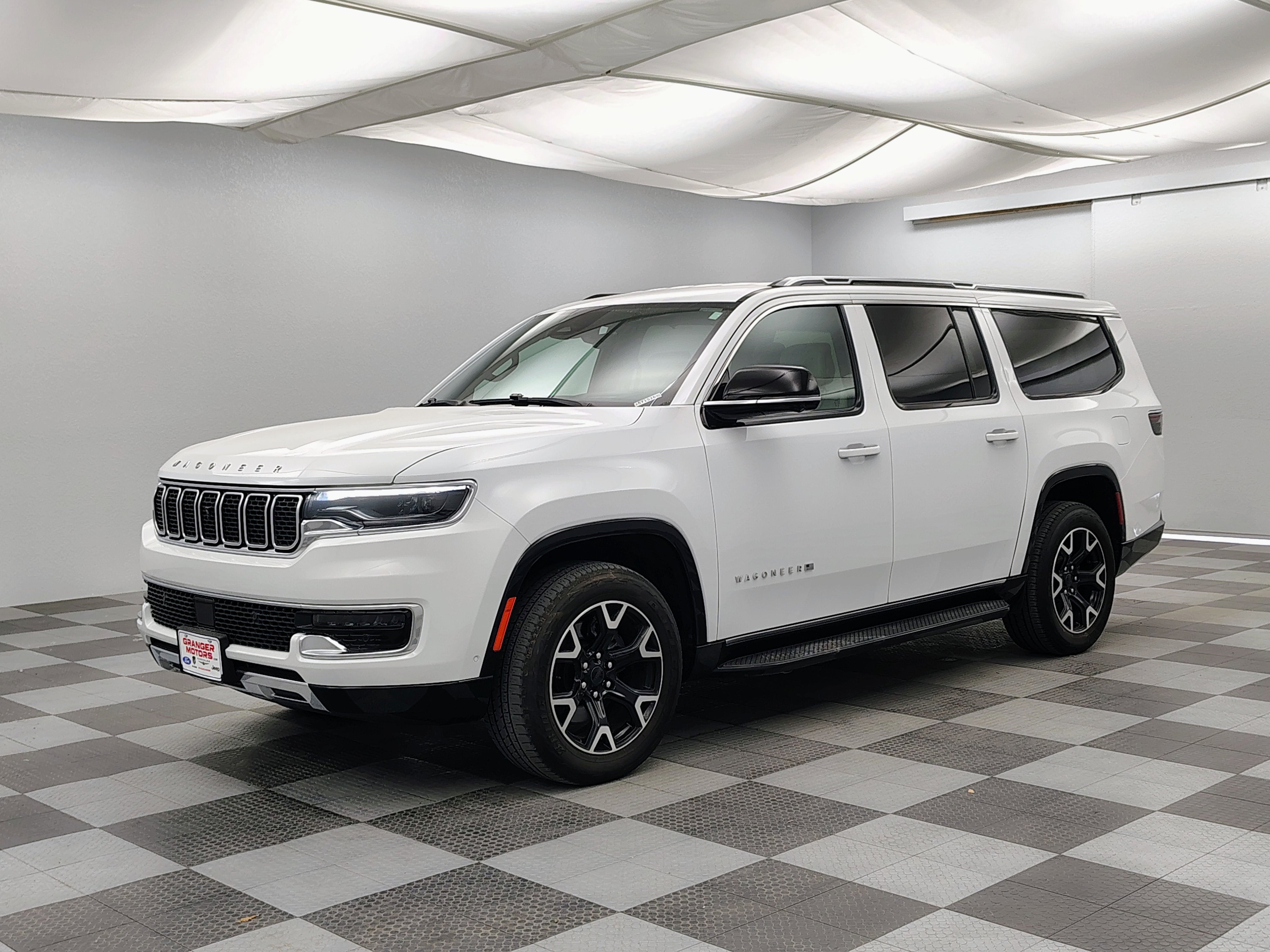 2025 Jeep Wagoneer L Series III 4x4