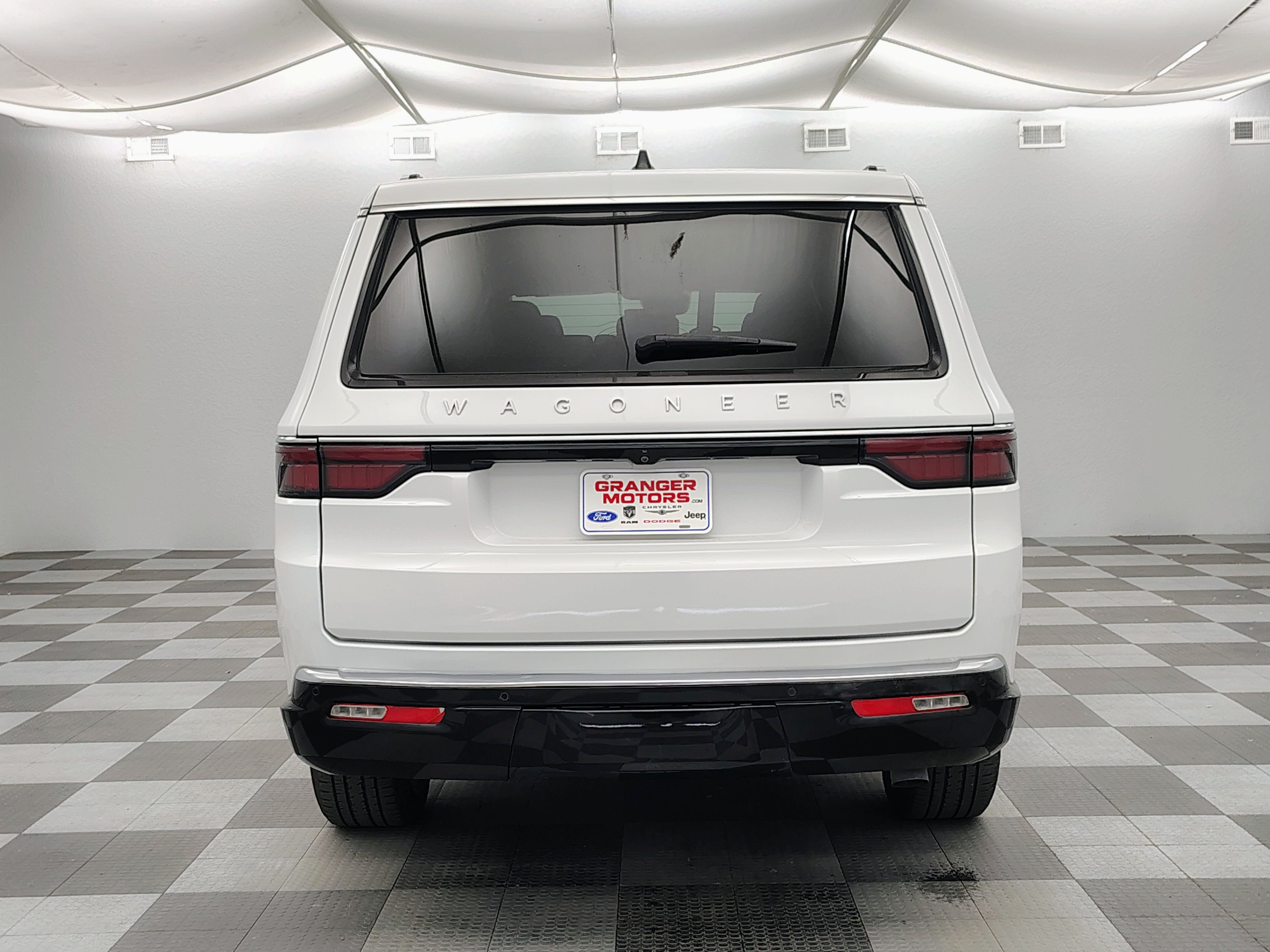 2025 Jeep Wagoneer L Series III 4x4
