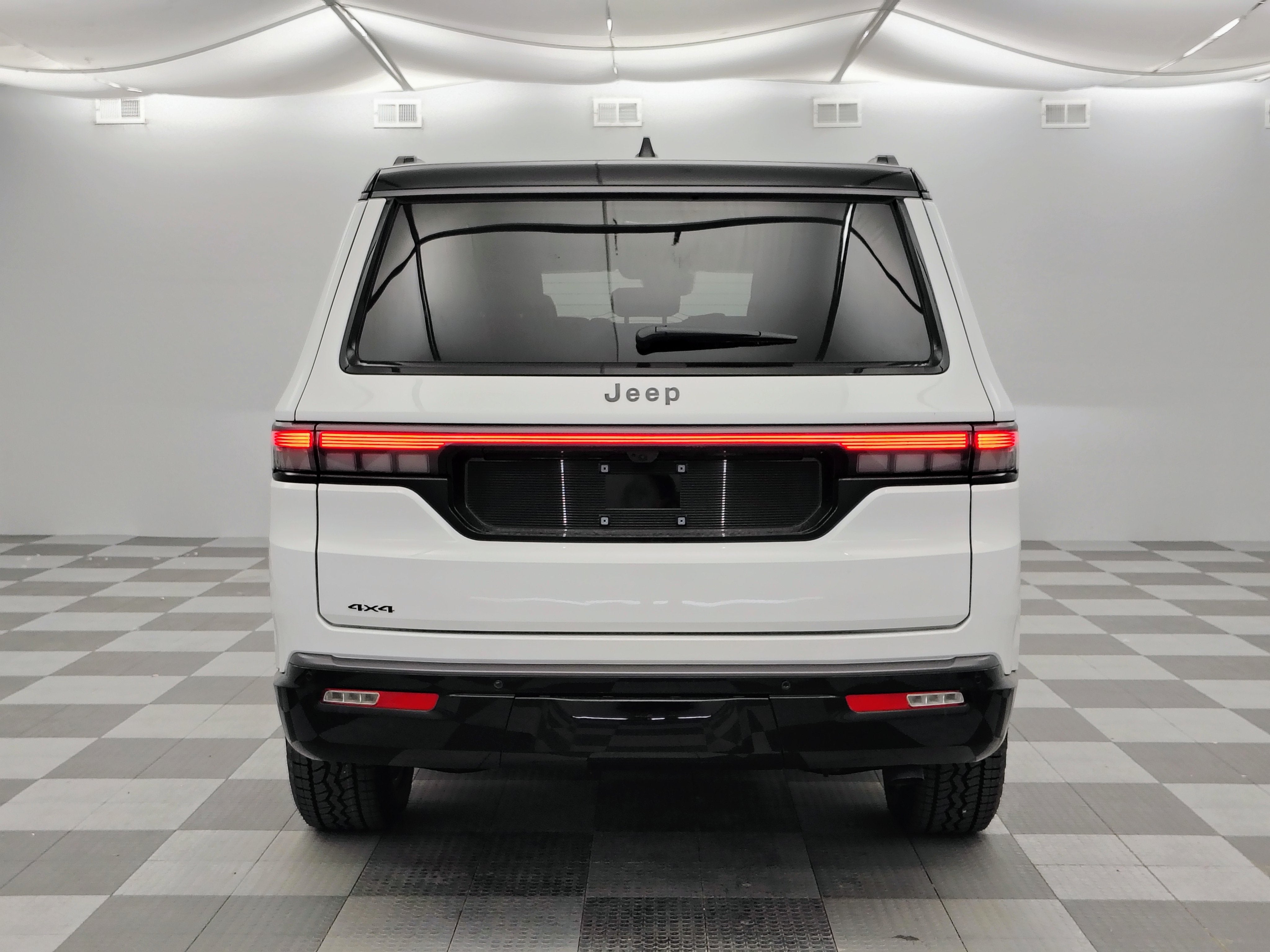 2026 Jeep Grand Wagoneer GRAND WAGONEER UPLAND 4X4