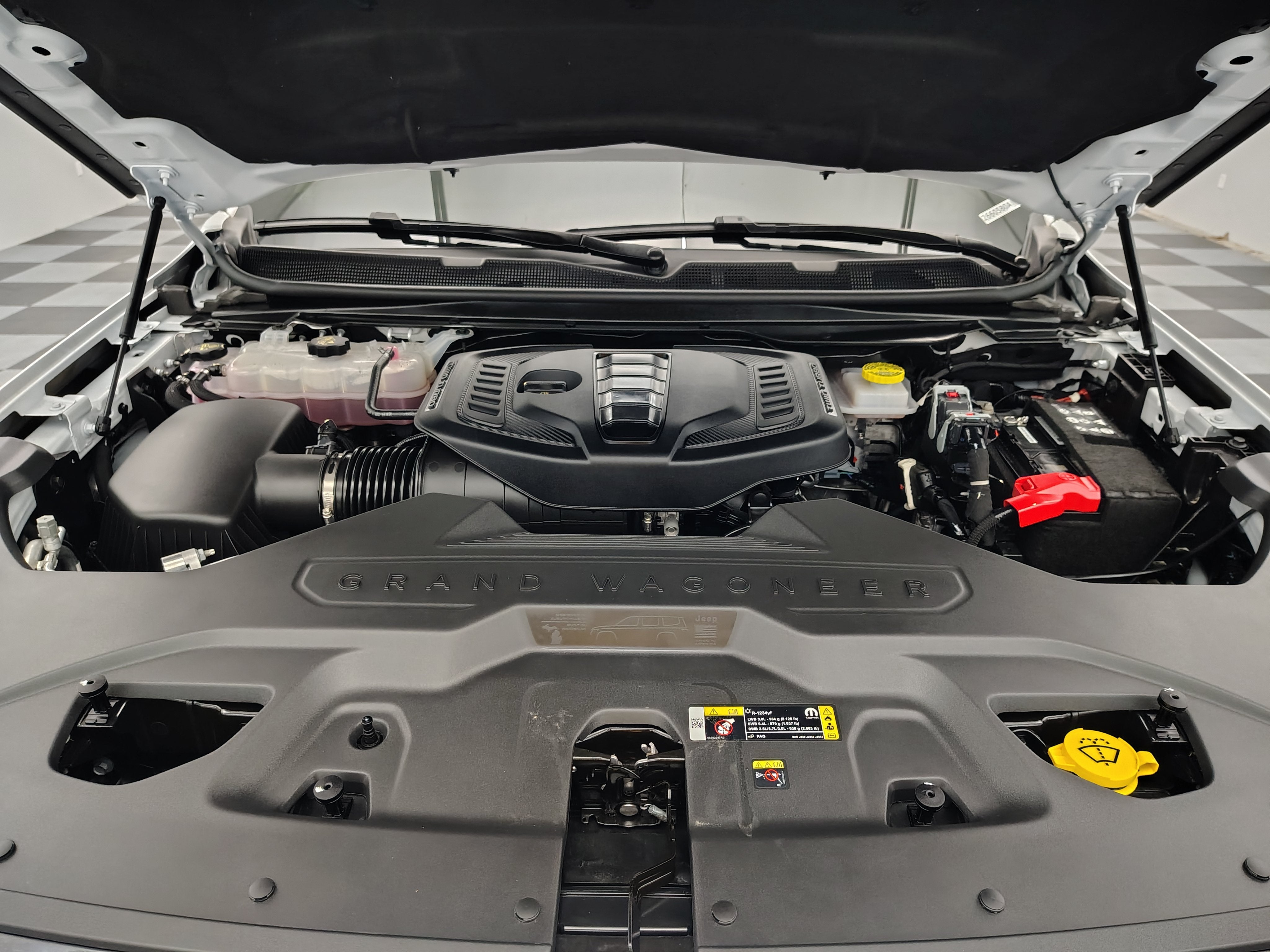 2026 Jeep Grand Wagoneer Base