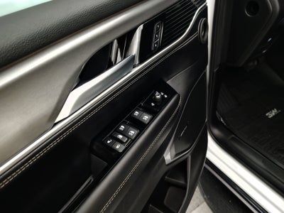 2026 Jeep Grand Wagoneer Base