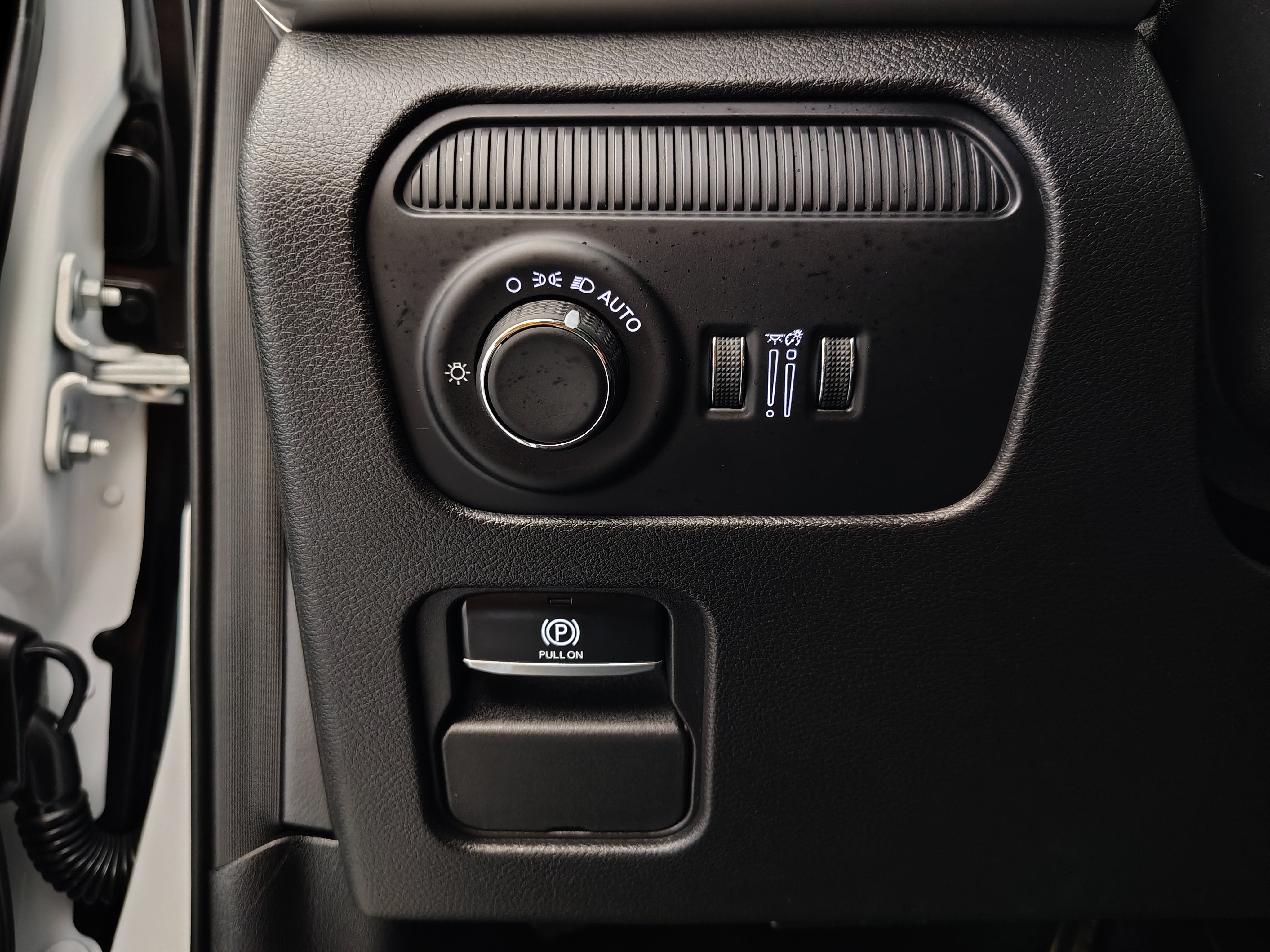 2026 Jeep Grand Wagoneer Base