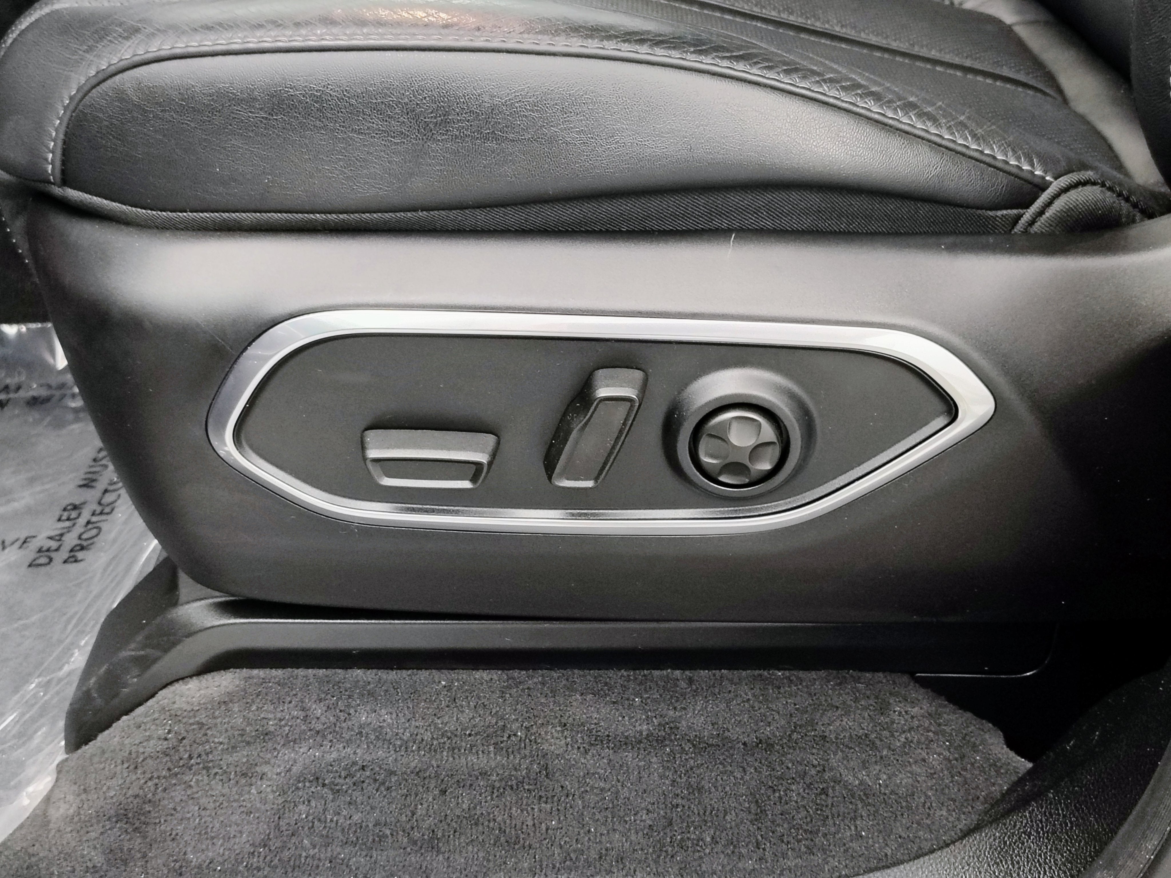 2024 Jeep Wagoneer Series II Carbide