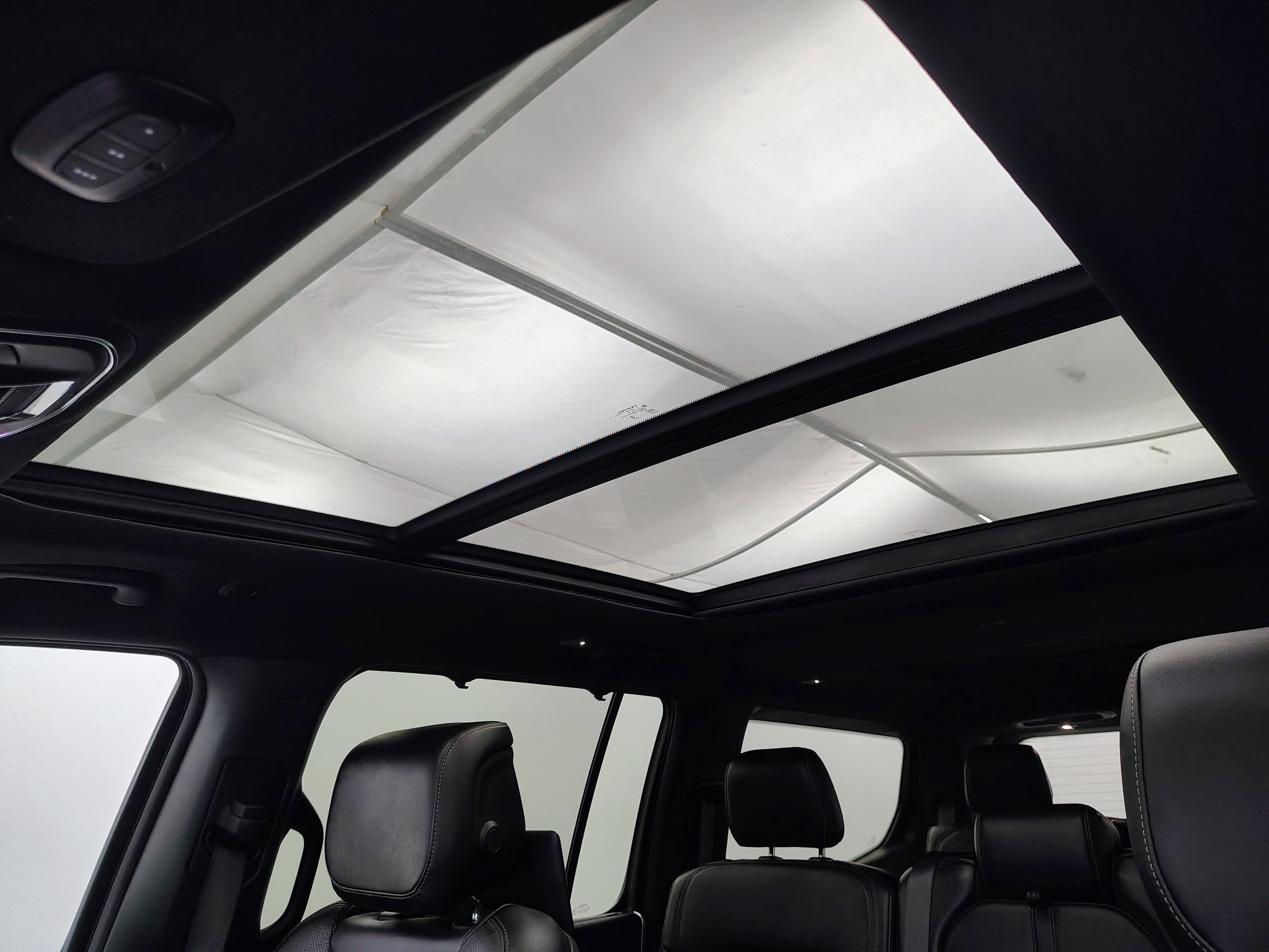 2024 Jeep Wagoneer Series II Carbide 4x4