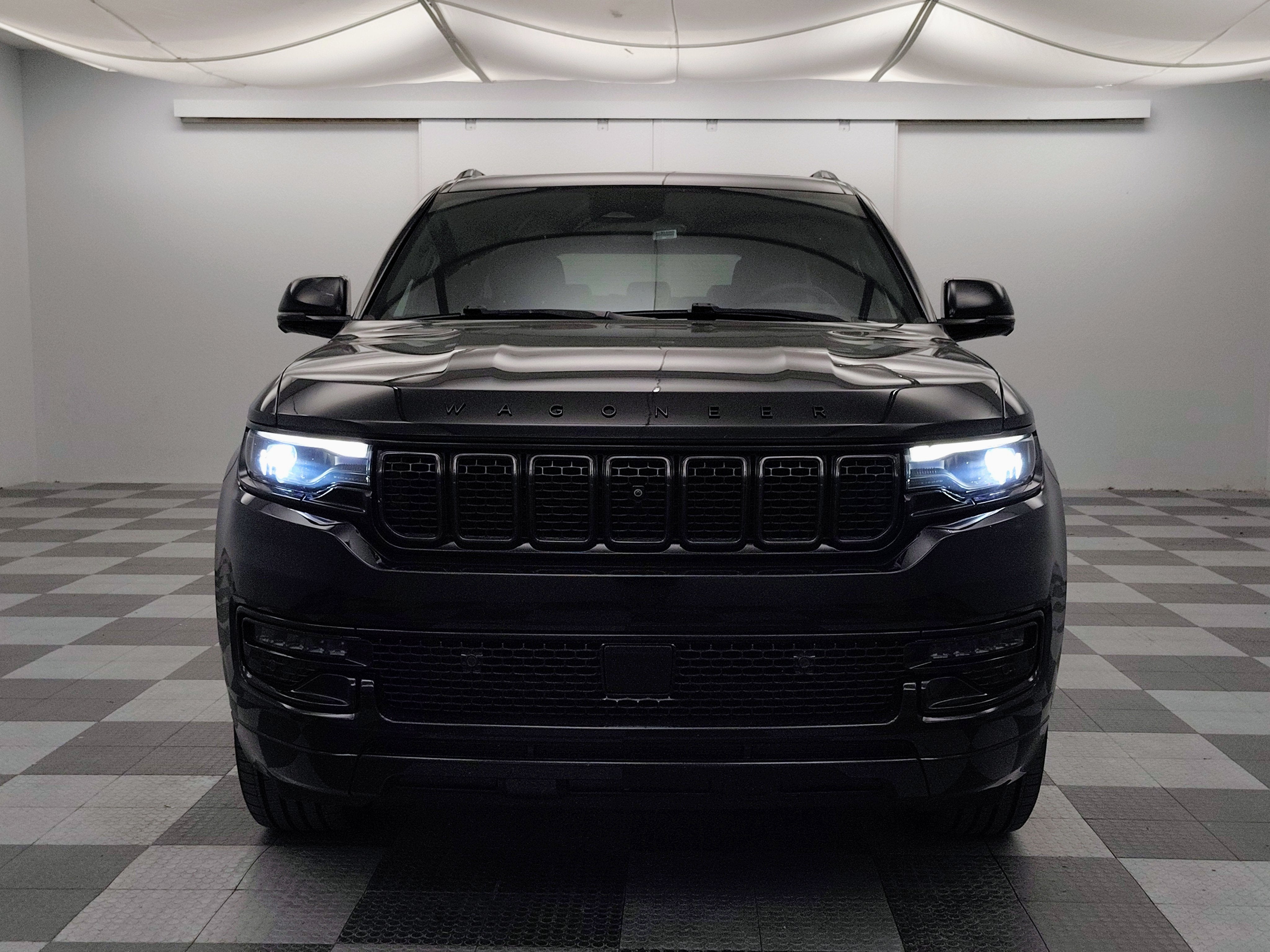 2024 Jeep Wagoneer Series II Carbide 4x4