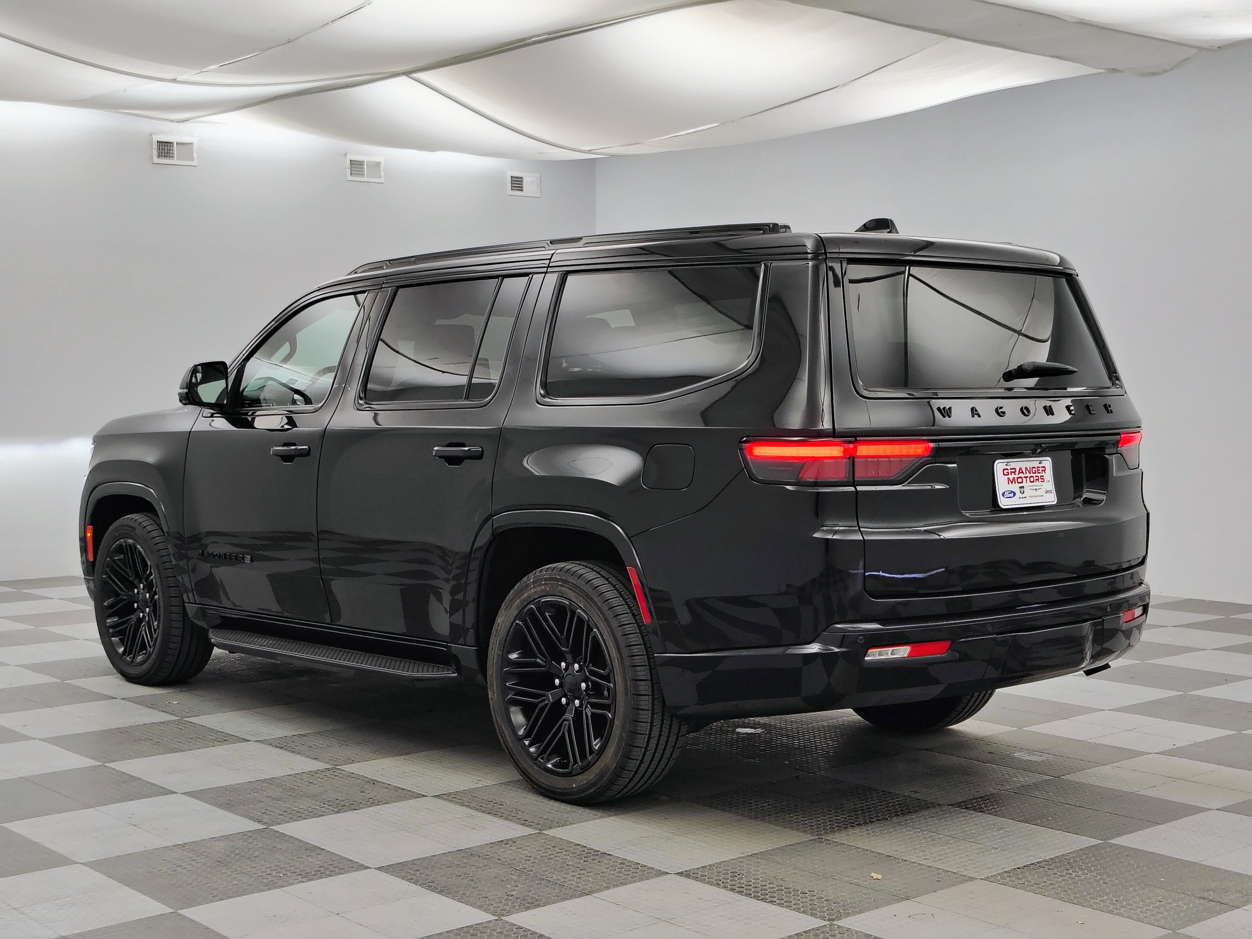 2024 Jeep Wagoneer Series II Carbide 4x4