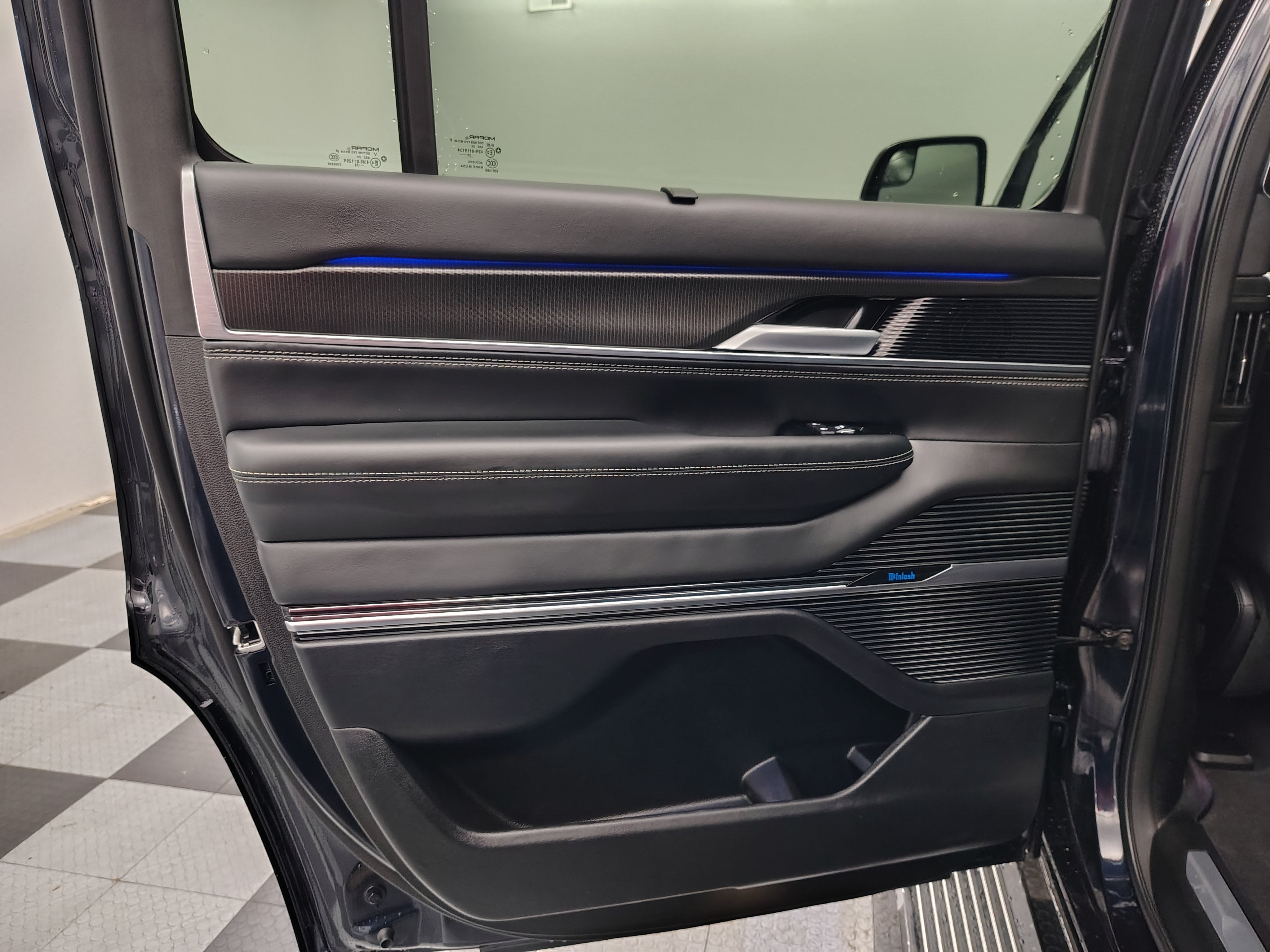 2025 Jeep Grand Wagoneer Series II