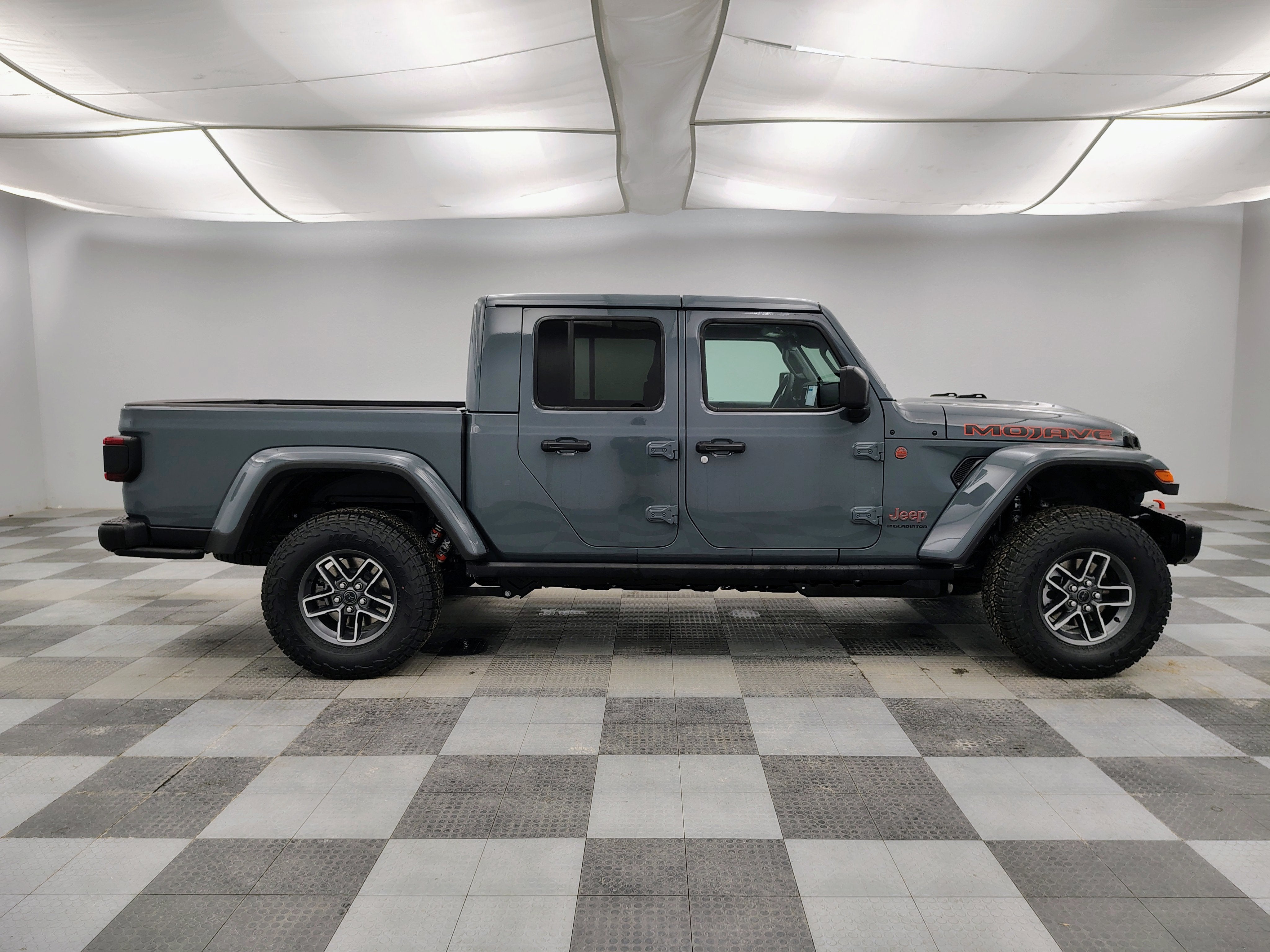 2026 Jeep Gladiator GLADIATOR MOJAVE X 4X4
