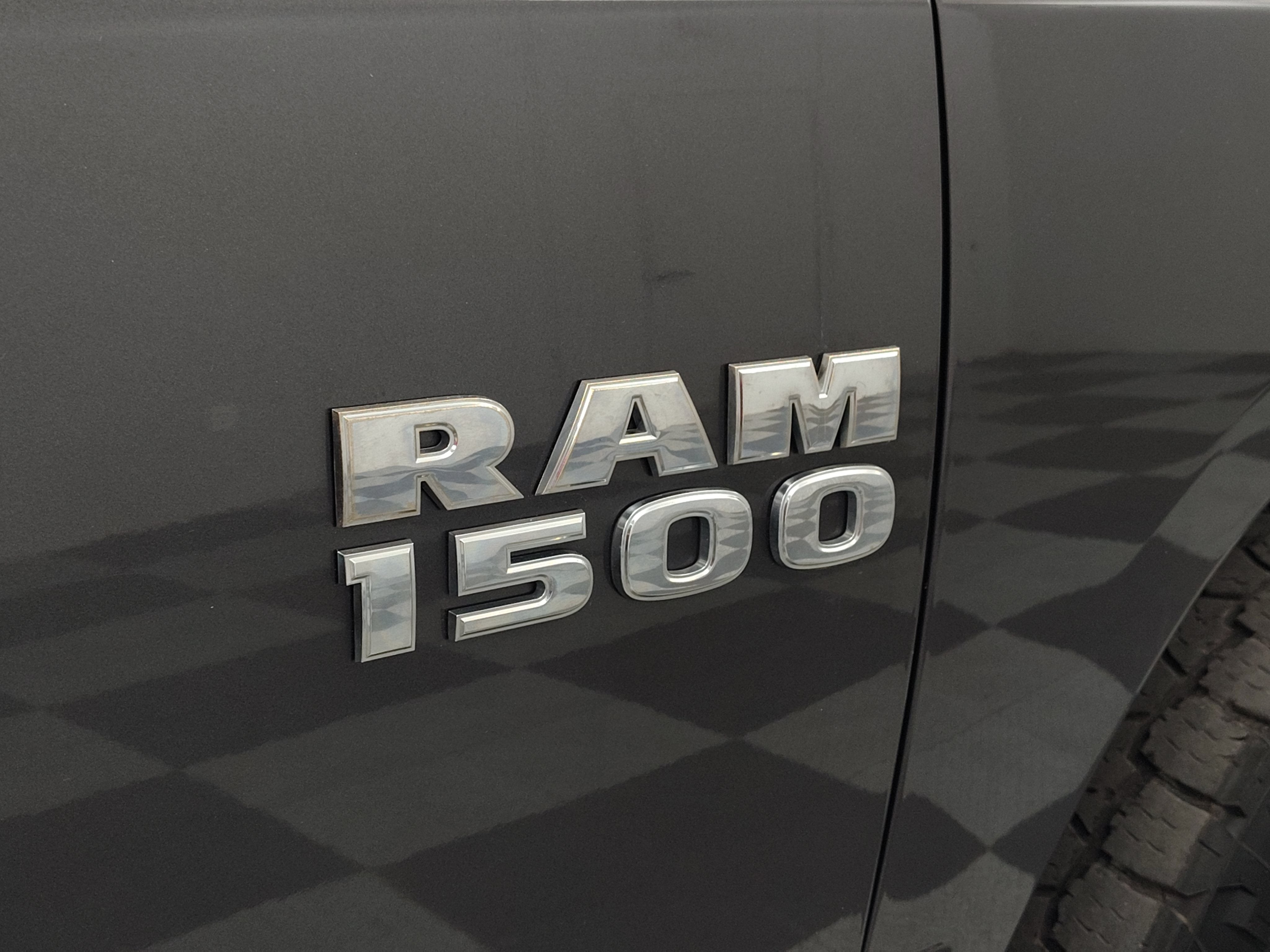 2018 RAM 1500 ST