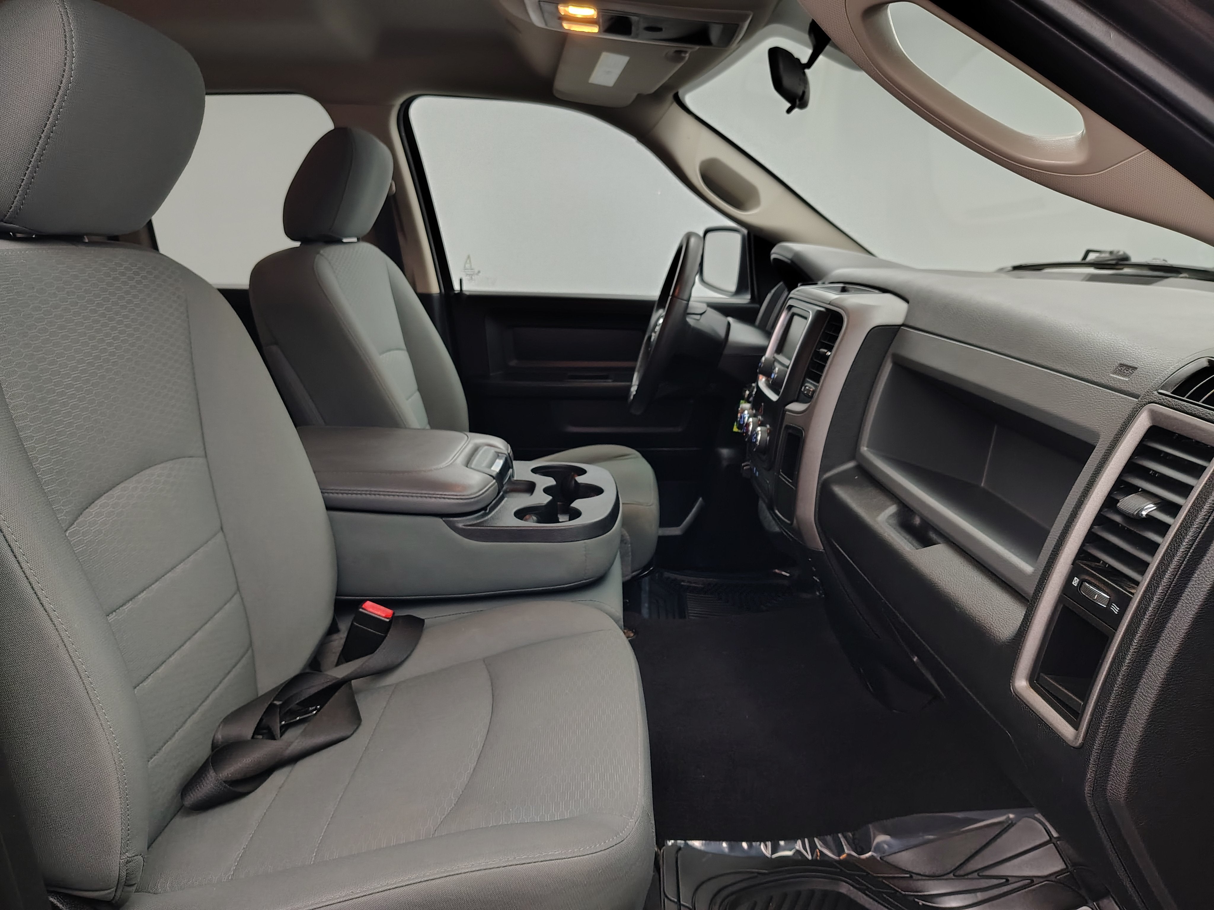 2018 RAM 1500 ST