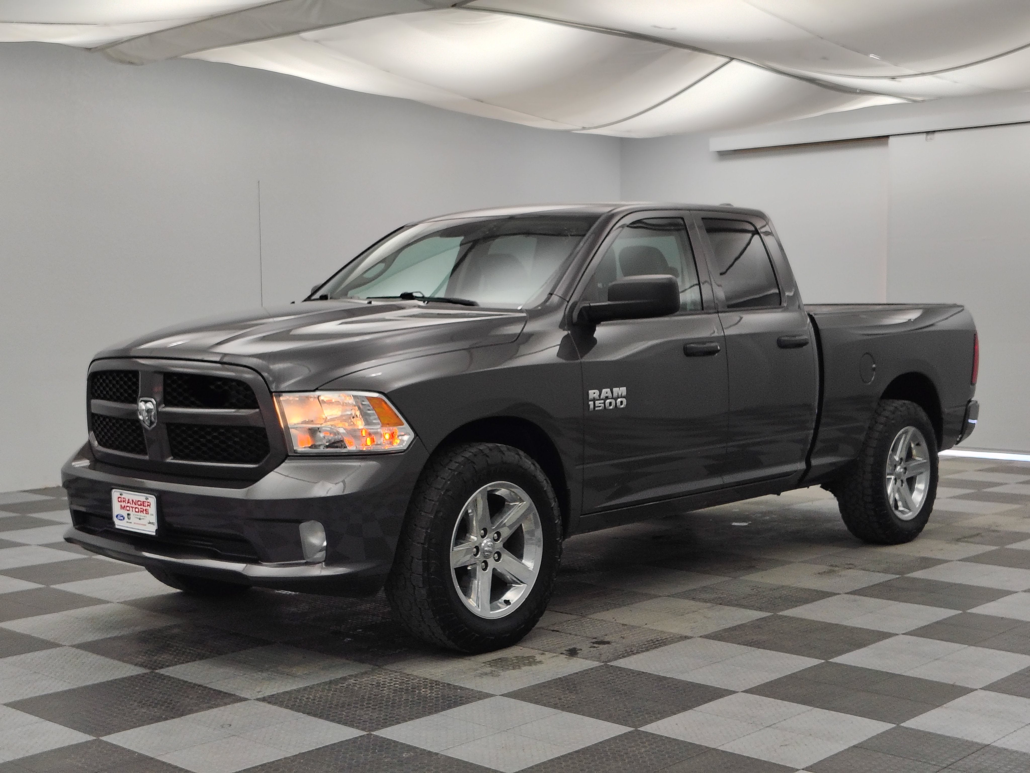 2018 RAM 1500 ST