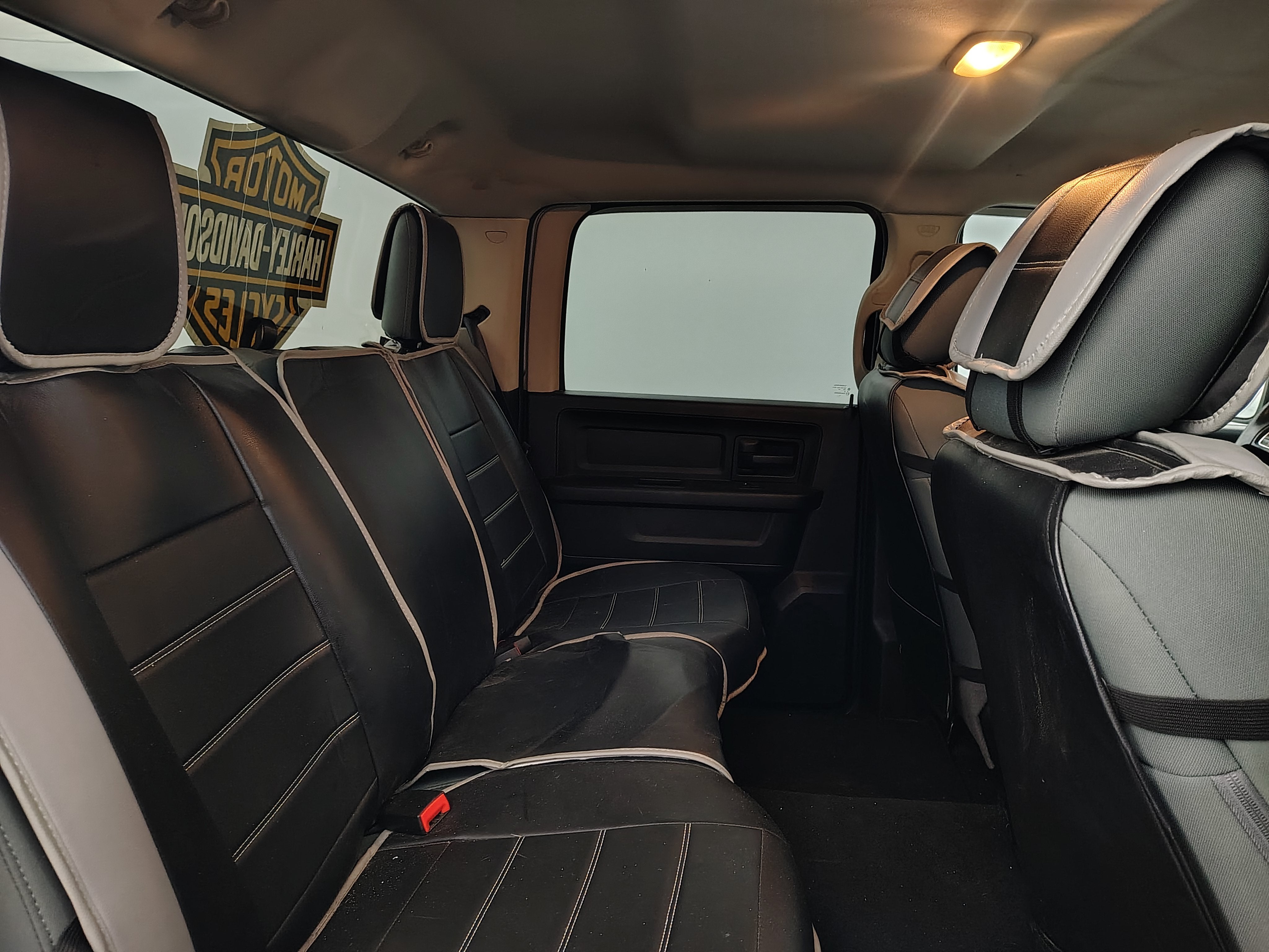 2018 RAM 1500 ST