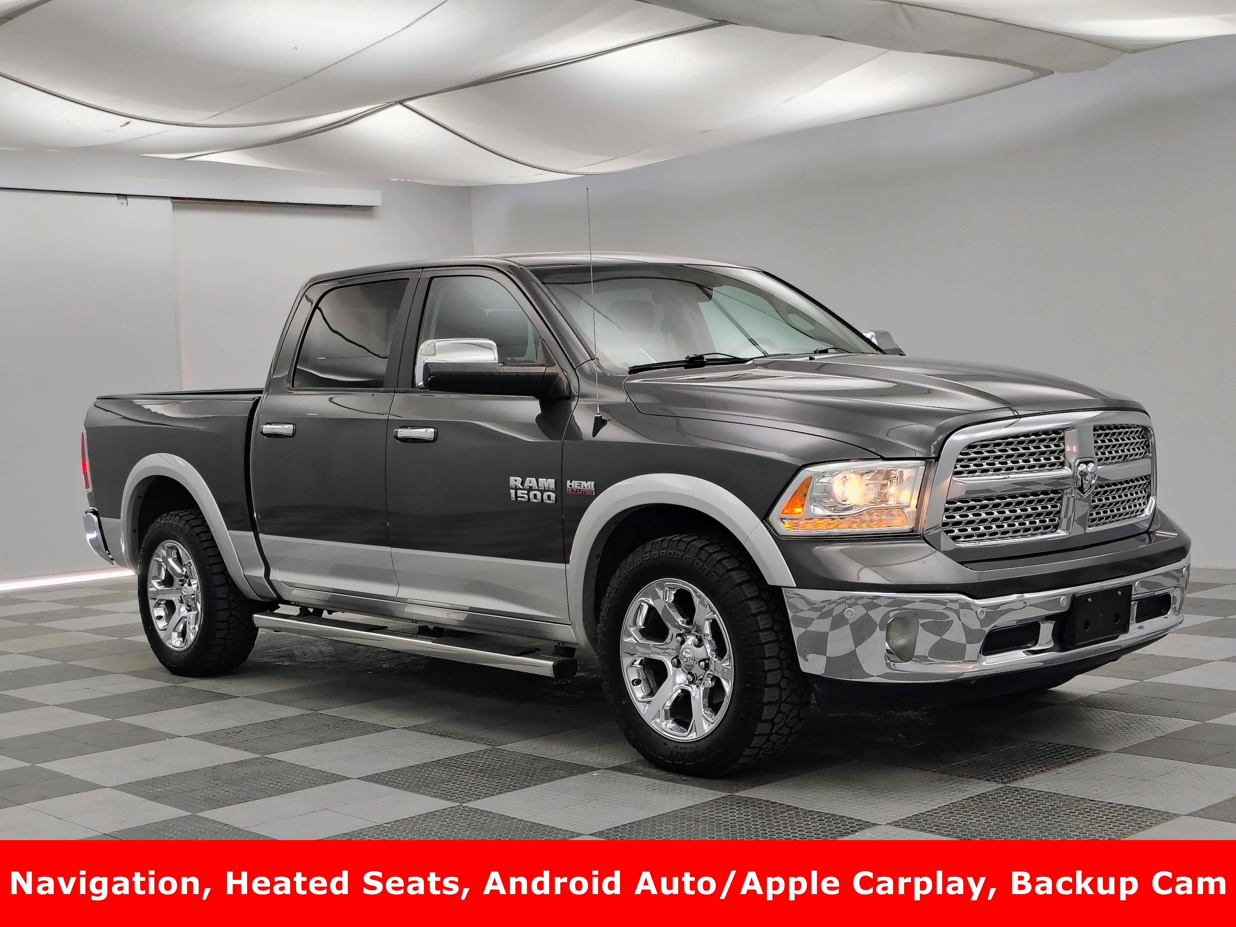 2017 RAM 1500 Laramie Crew Cab 4x4 5'7' Box