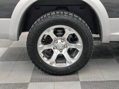 2017 RAM 1500 Laramie Crew Cab 4x4 5'7' Box