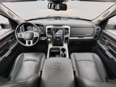 2017 RAM 1500 Laramie Crew Cab 4x4 5'7' Box