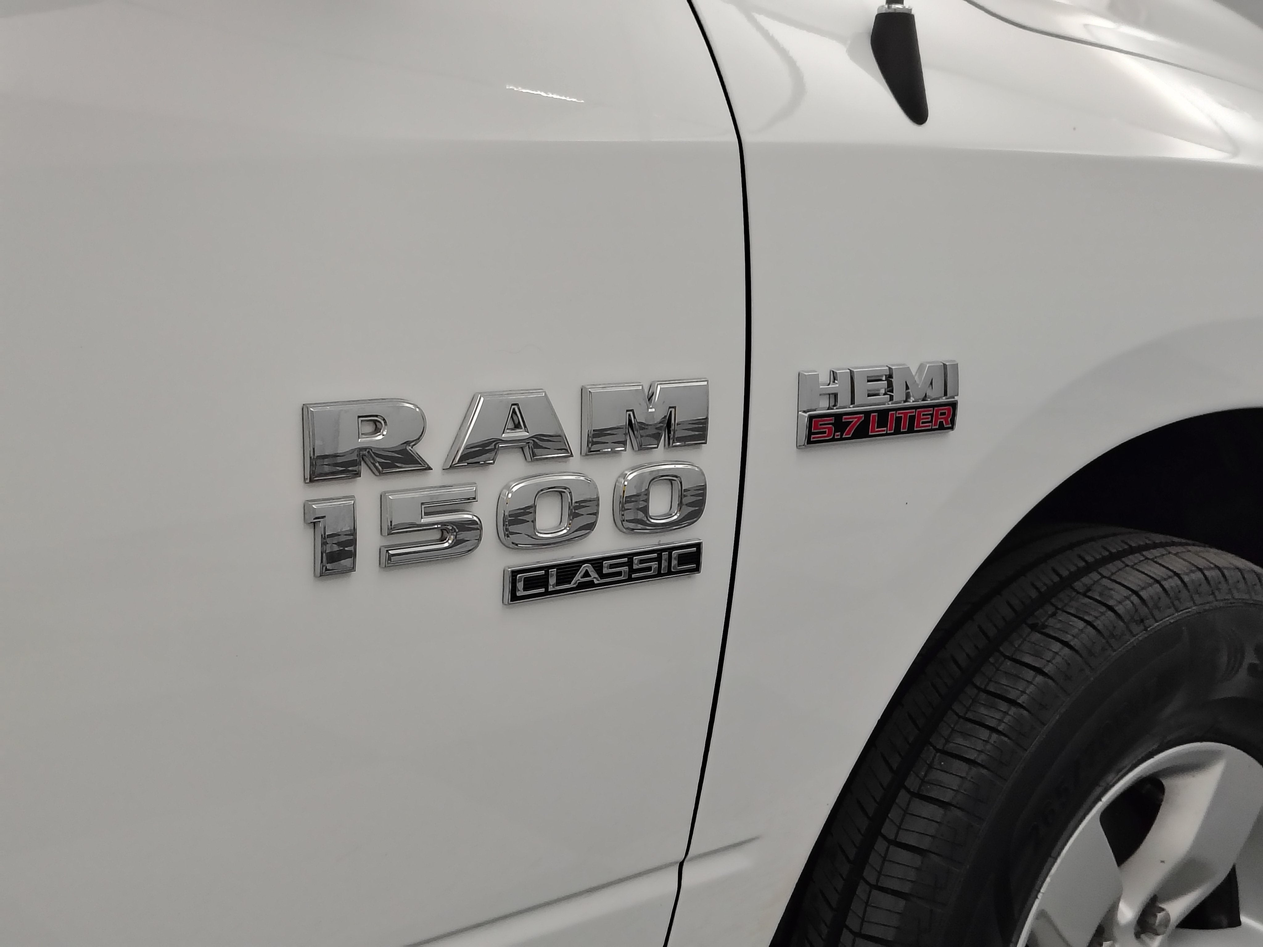2019 RAM 1500 Classic SLT