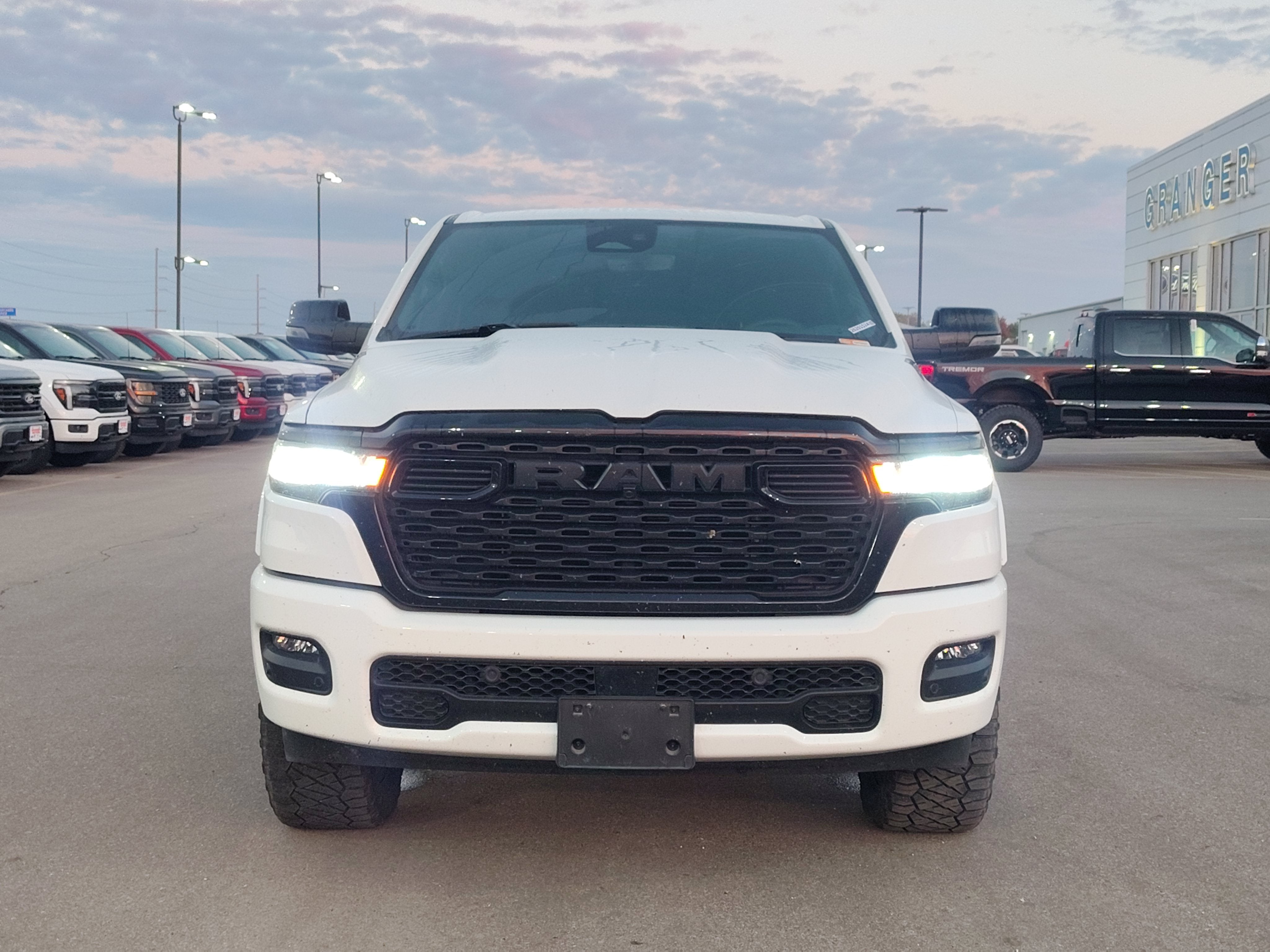2025 RAM 1500 Big Horn/Lone Star